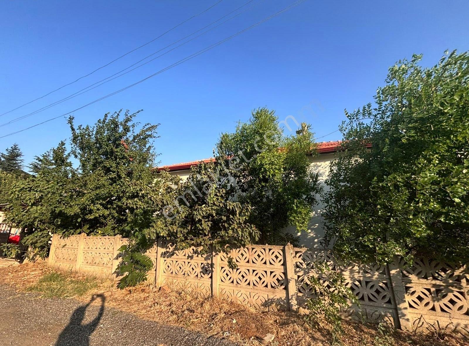 Ahmetbey Gündoğu Mahallesi'nde 478 M²arsada Müstakil Bahçeli Ev - Görsel 17