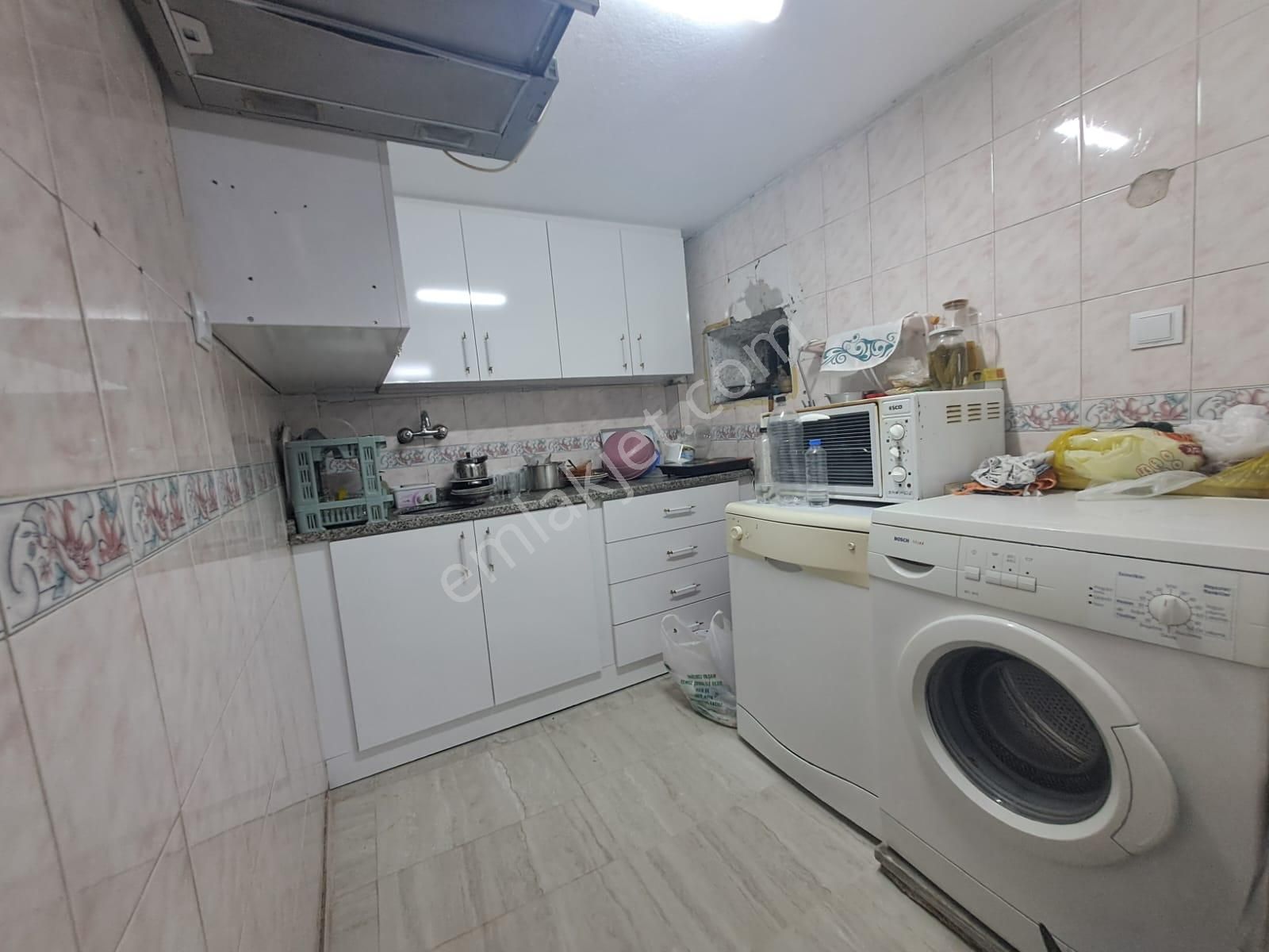 Satlık Daire Kattan Bölme 2+1 Zemin Kat