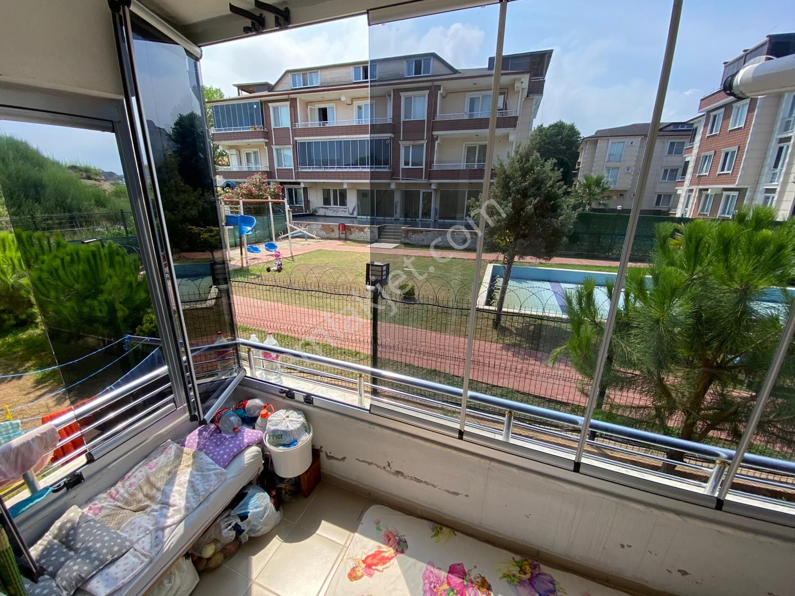Karasu Sahilde Havuzlu Site İçinde Full Eşyalı Kombi+petekli Cam Balkonlu Satılık 1+1 Daire - Görsel 25