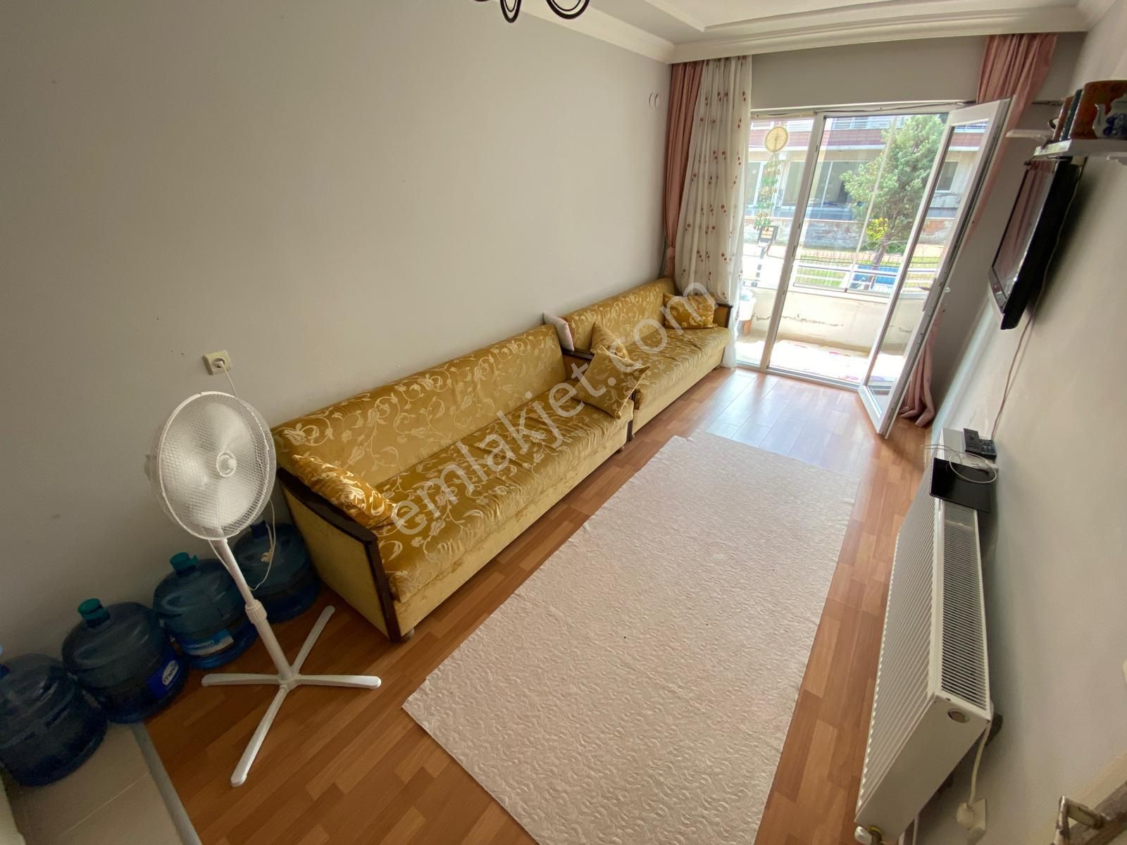 Karasu Sahilde Havuzlu Site İçinde Full Eşyalı Kombi+petekli Cam Balkonlu Satılık 1+1 Daire - Görsel 21