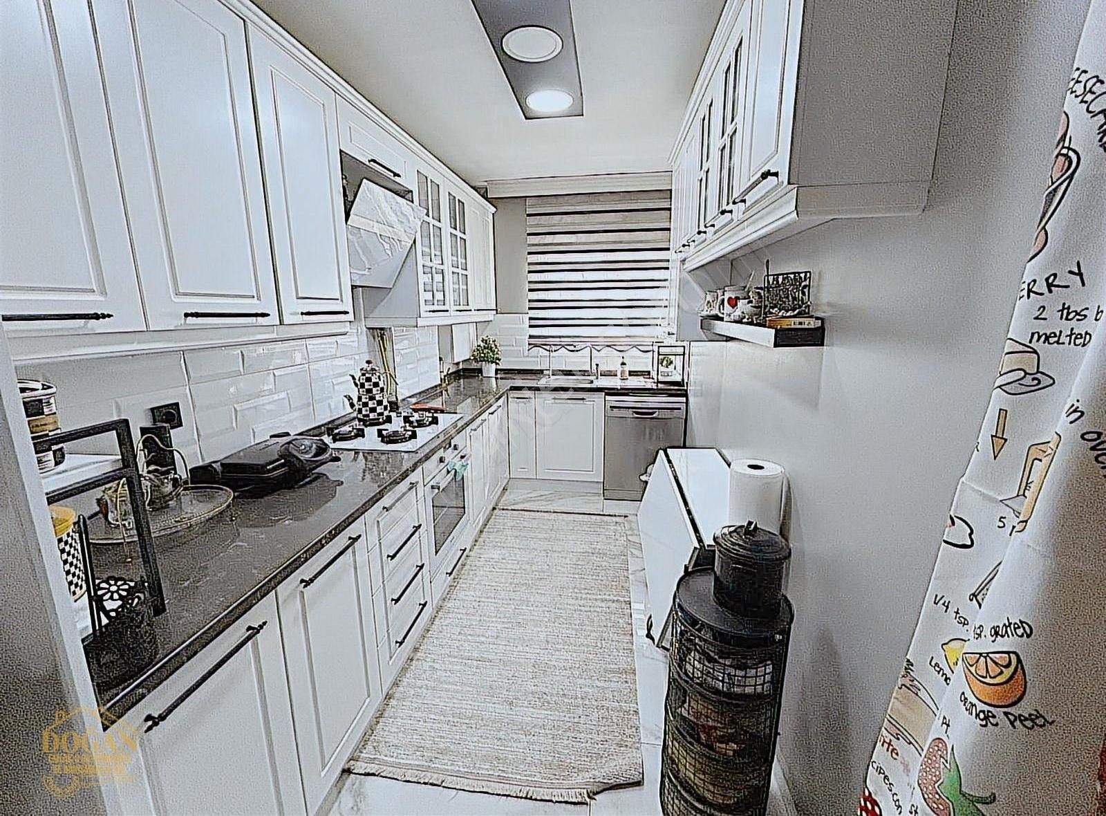 Pendik Dumlupınarda 3+2 İskanlı Site İçi Manzaralı Dubleks - Görsel 12