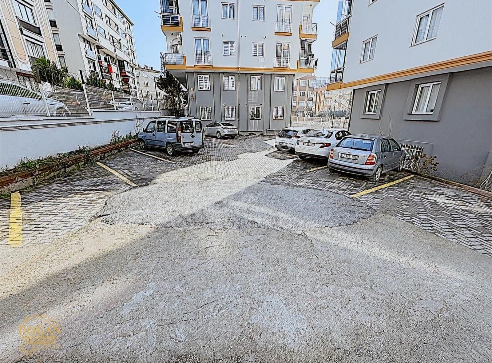 Pendik Dumlupınarda 3+2 İskanlı Site İçi Manzaralı Dubleks - Görsel 15