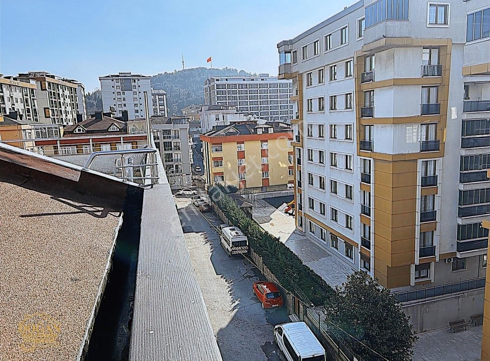 Pendik Dumlupınarda 3+2 İskanlı Site İçi Manzaralı Dubleks - Görsel 11