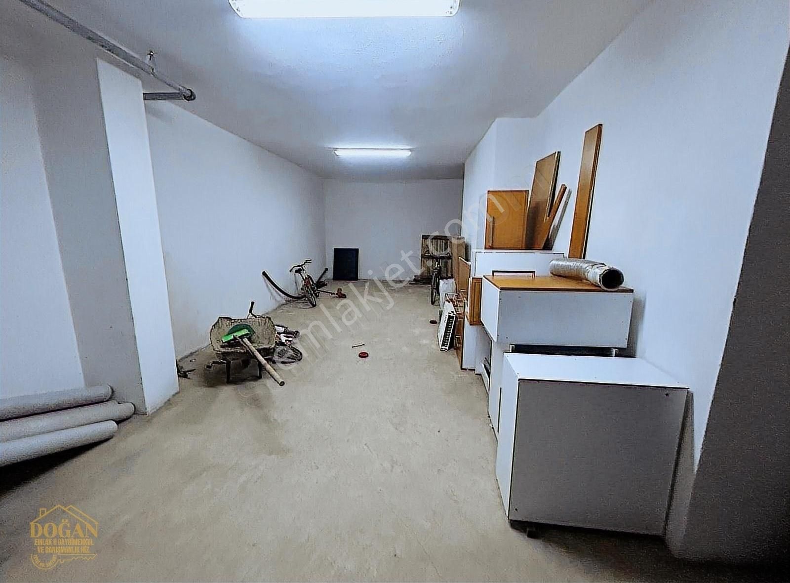 Pendik Gözdağında 3+1 Satılık Ara Kat İskanlı Daire