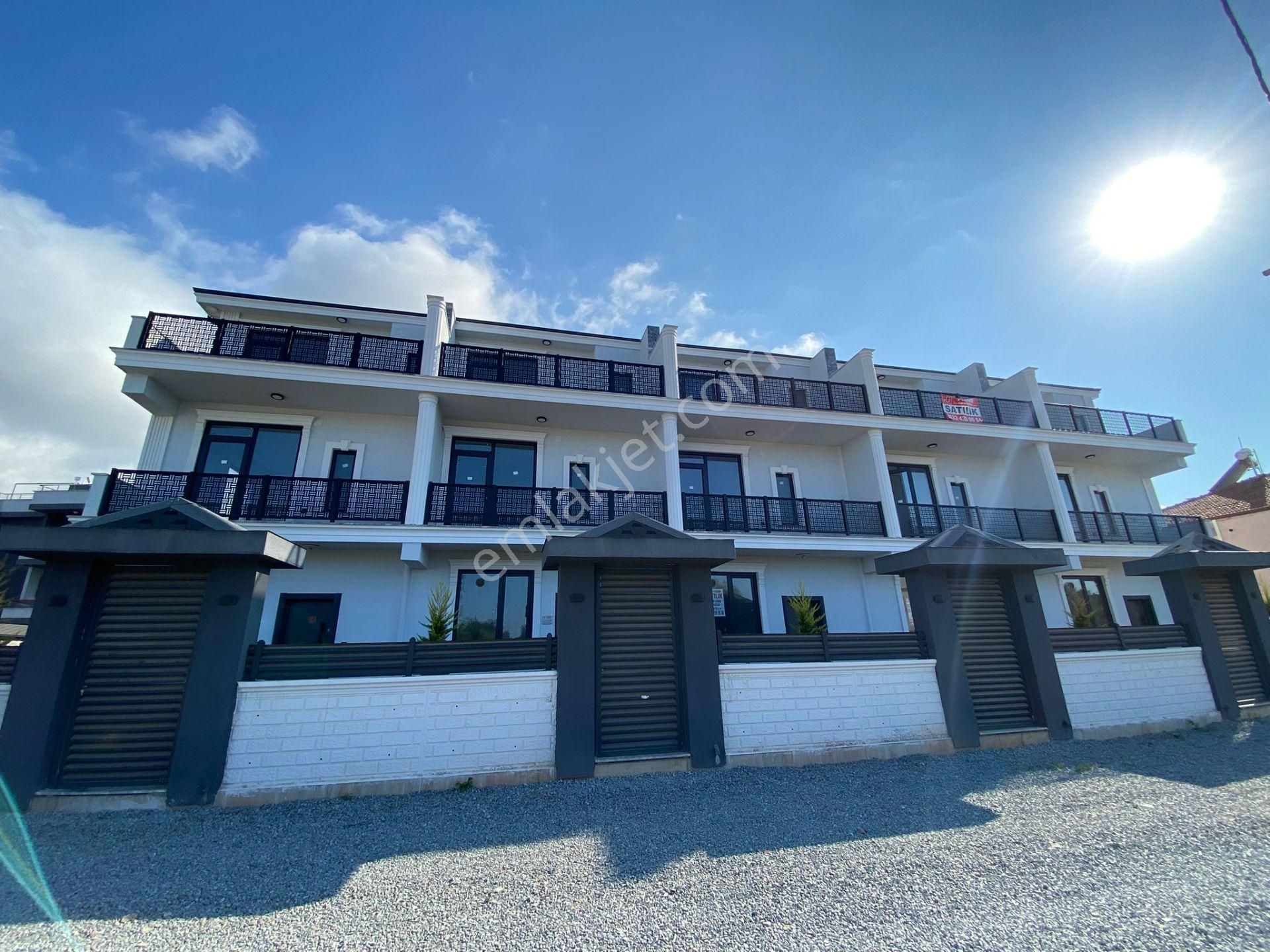 Karasuda M.bahçeli M.girişli Havuzlu Jakuzili, Seyir Teraslı *sıfır* 4+1 Tripleks Villa - Görsel 7
