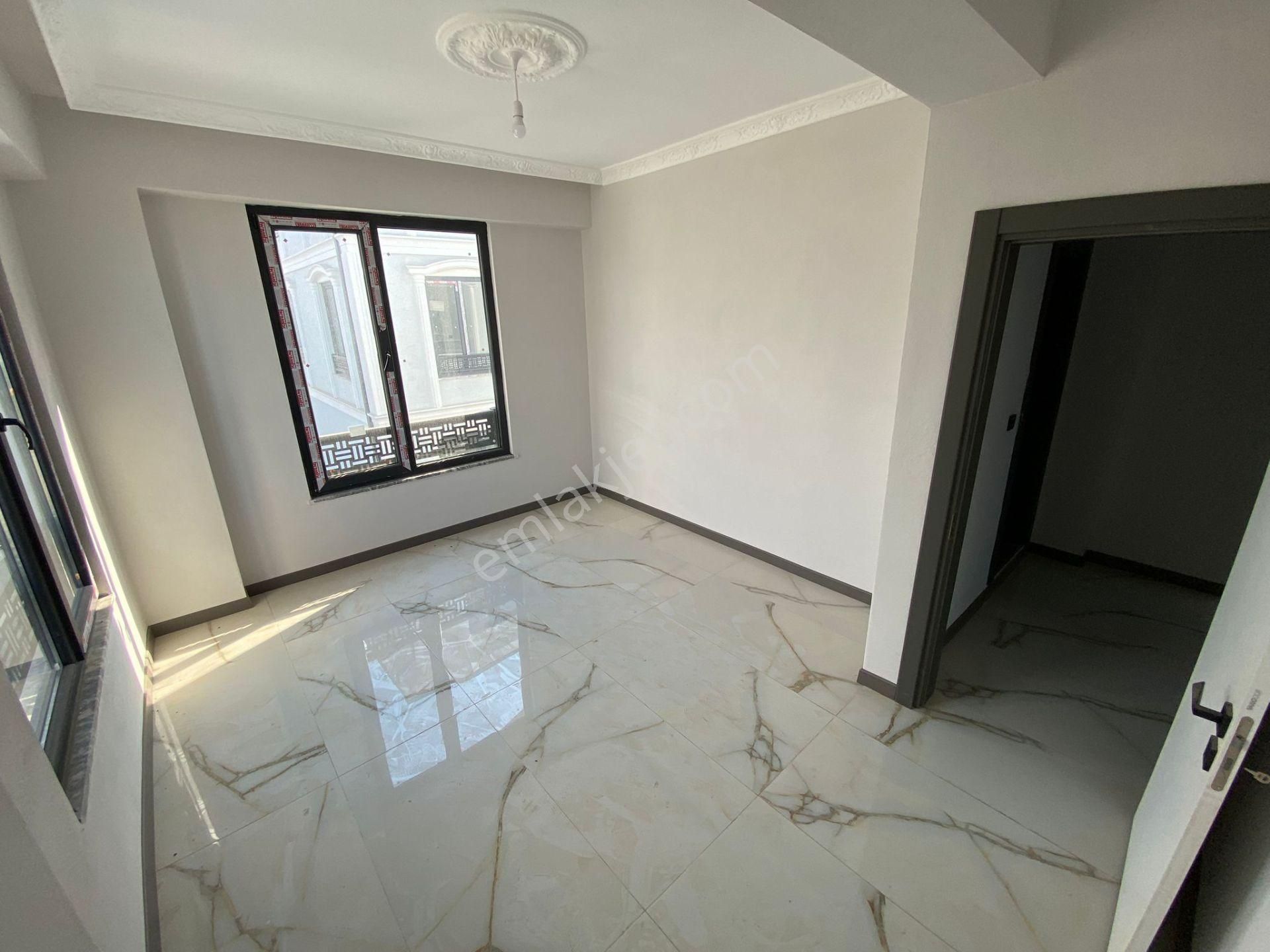 Karasuda M.bahçeli M.girişli Havuzlu Jakuzili, Seyir Teraslı *sıfır* 4+1 Tripleks Villa - Görsel 19