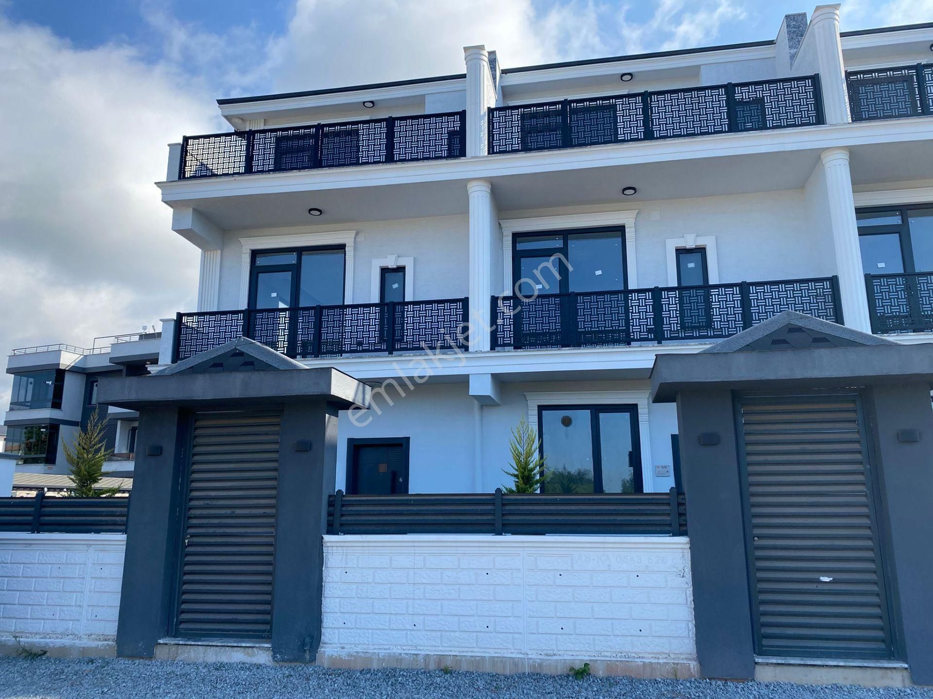 Karasuda M.bahçeli M.girişli Havuzlu Jakuzili, Seyir Teraslı *sıfır* 4+1 Tripleks Villa - Görsel 6