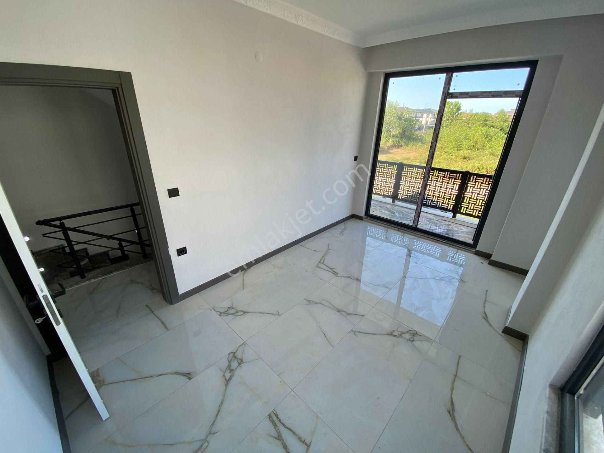 Karasuda M.bahçeli M.girişli Havuzlu Jakuzili, Seyir Teraslı *sıfır* 4+1 Tripleks Villa - Görsel 20