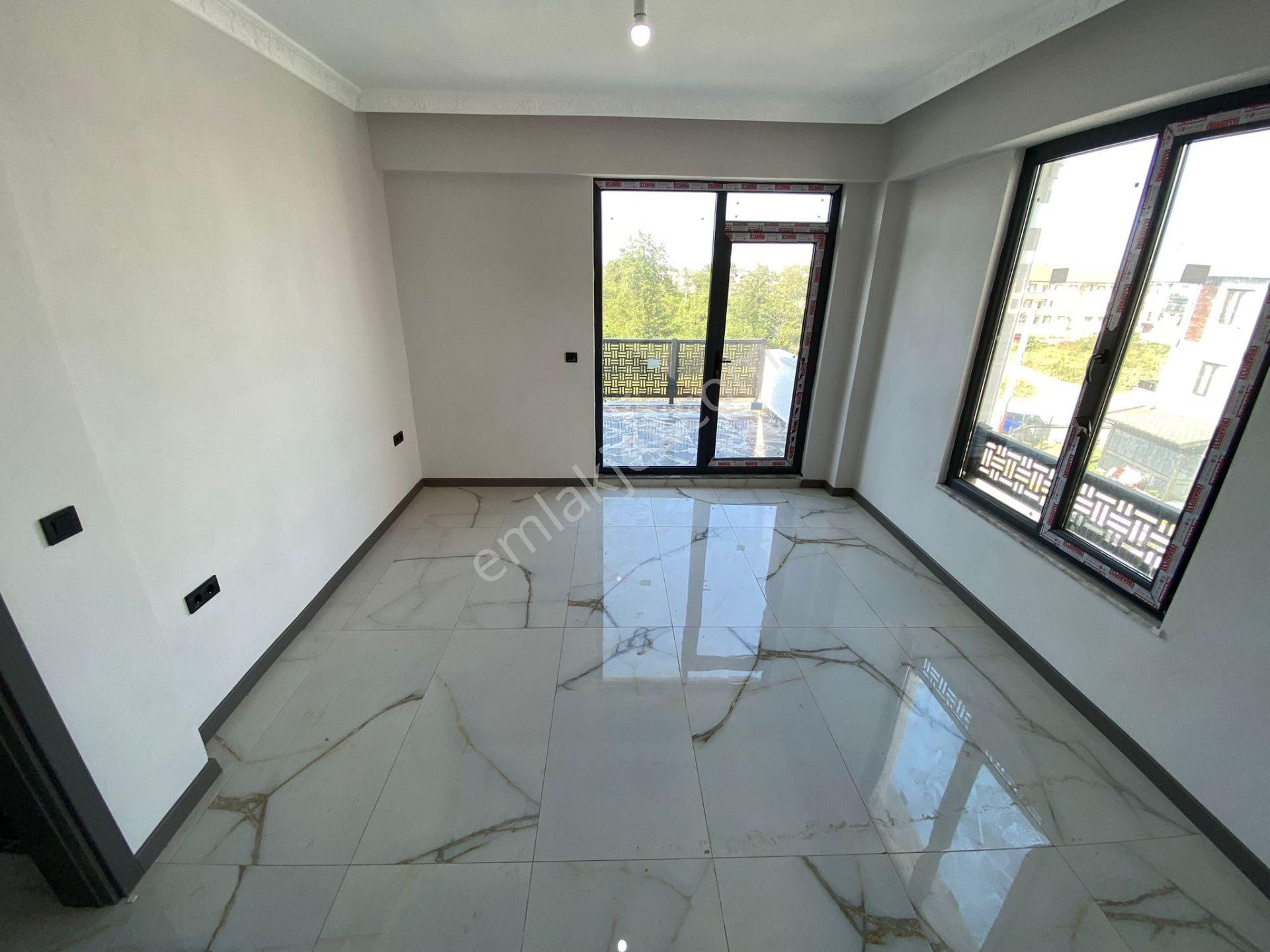 Karasuda M.bahçeli M.girişli Havuzlu Jakuzili, Seyir Teraslı *sıfır* 4+1 Tripleks Villa - Görsel 27
