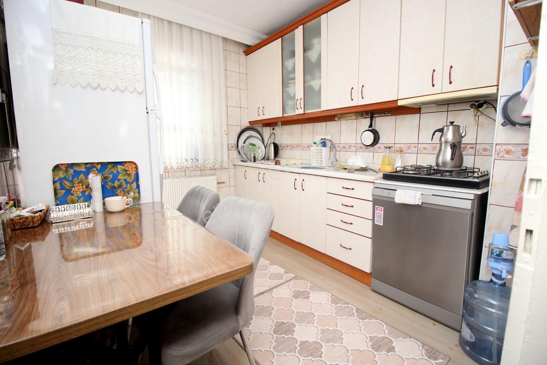 Emre Emlak'tan Selçuklu'da Manzaralı 3+1 Satılık Daire - Görsel 6