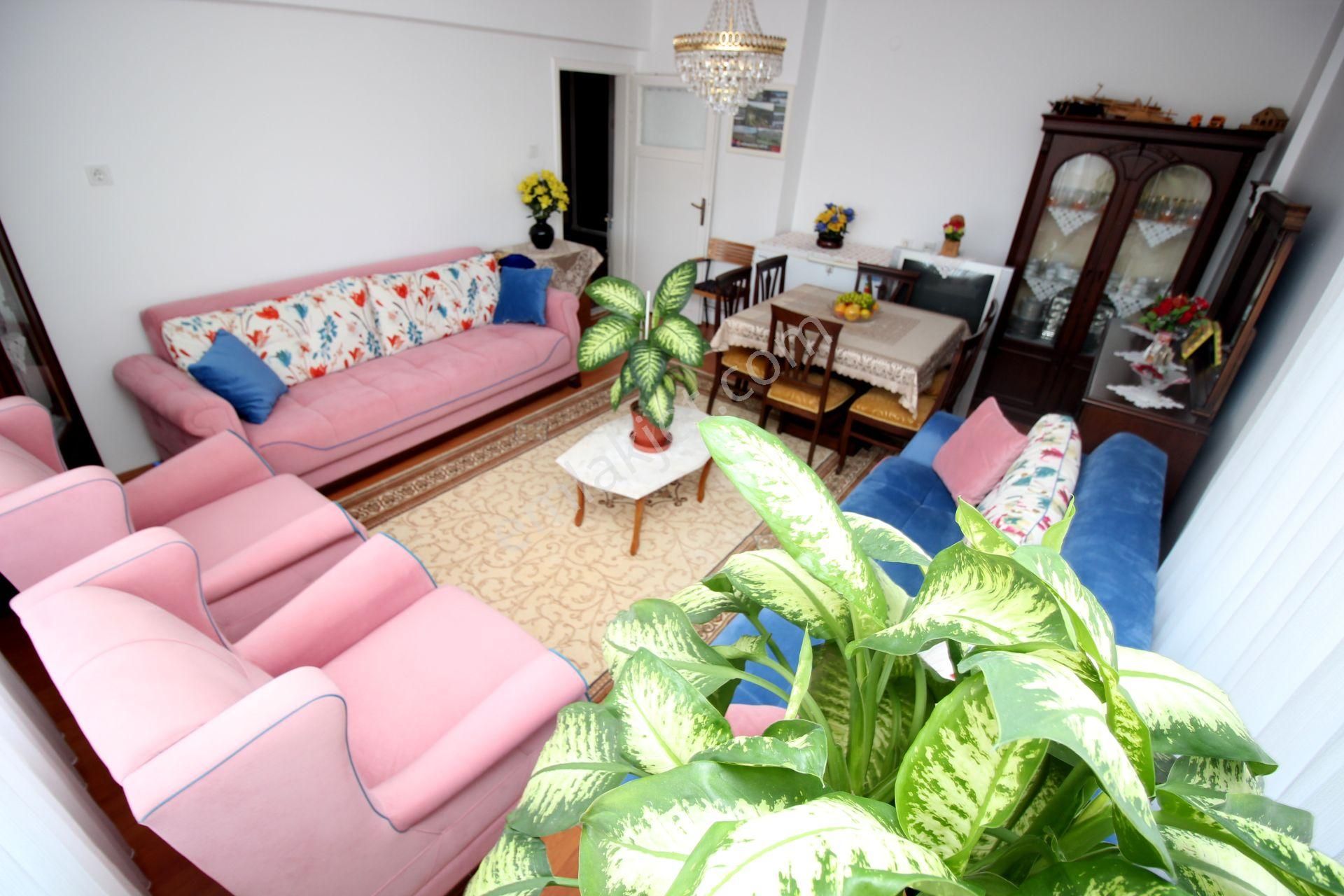 Emre Emlak'tan Selçuklu'da Manzaralı 3+1 Satılık Daire - Görsel 4