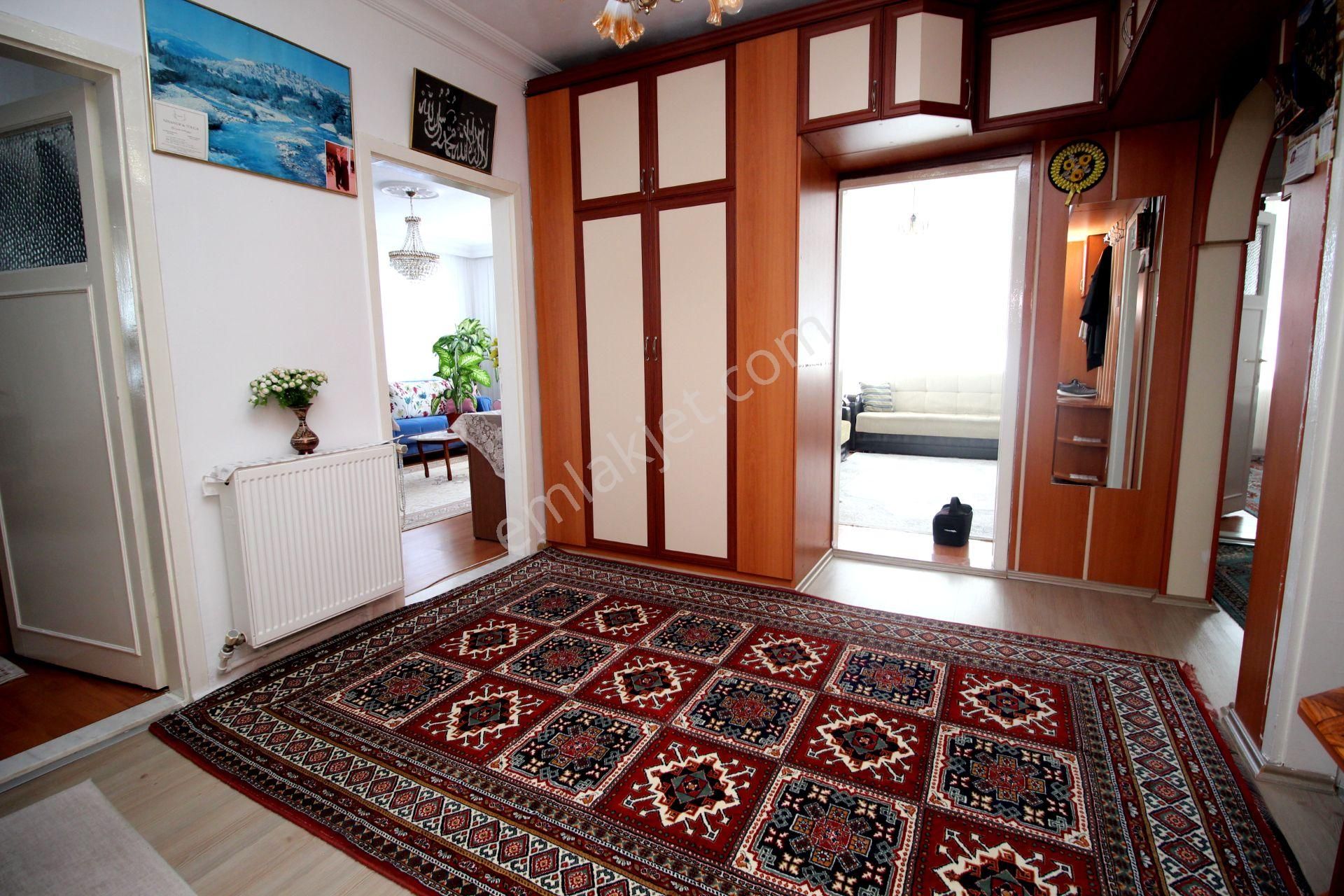 Emre Emlak'tan Selçuklu'da Manzaralı 3+1 Satılık Daire - Görsel 25