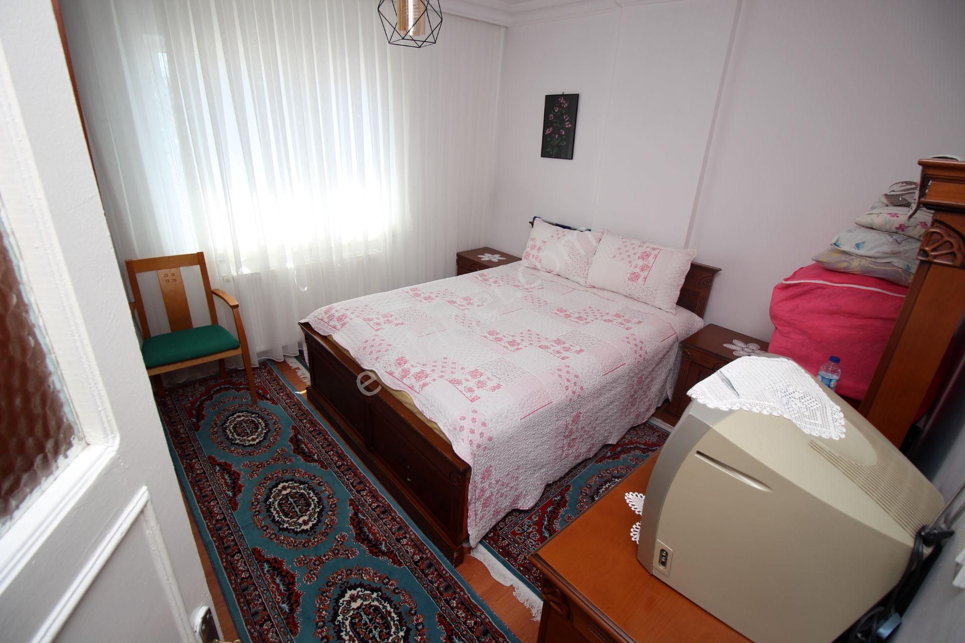 Emre Emlak'tan Selçuklu'da Manzaralı 3+1 Satılık Daire - Görsel 16