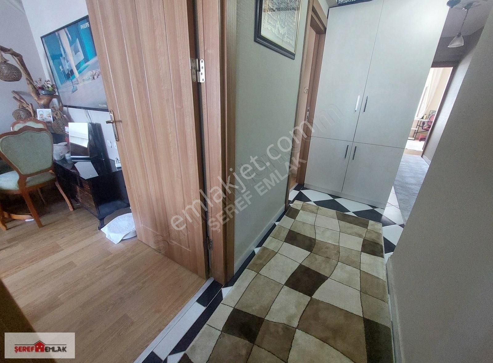 Şeref Emlak Ordu Cad Üzerinde 3,750,000 Tl