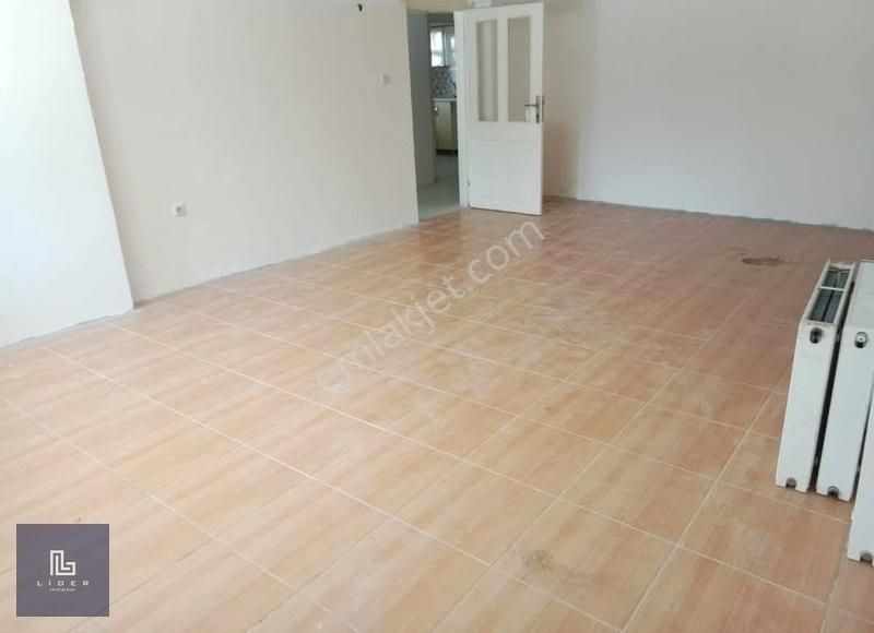 Lider Gayrimenkul'den Duruşehirde 2+1 110m2 8 Yıllık Daire
