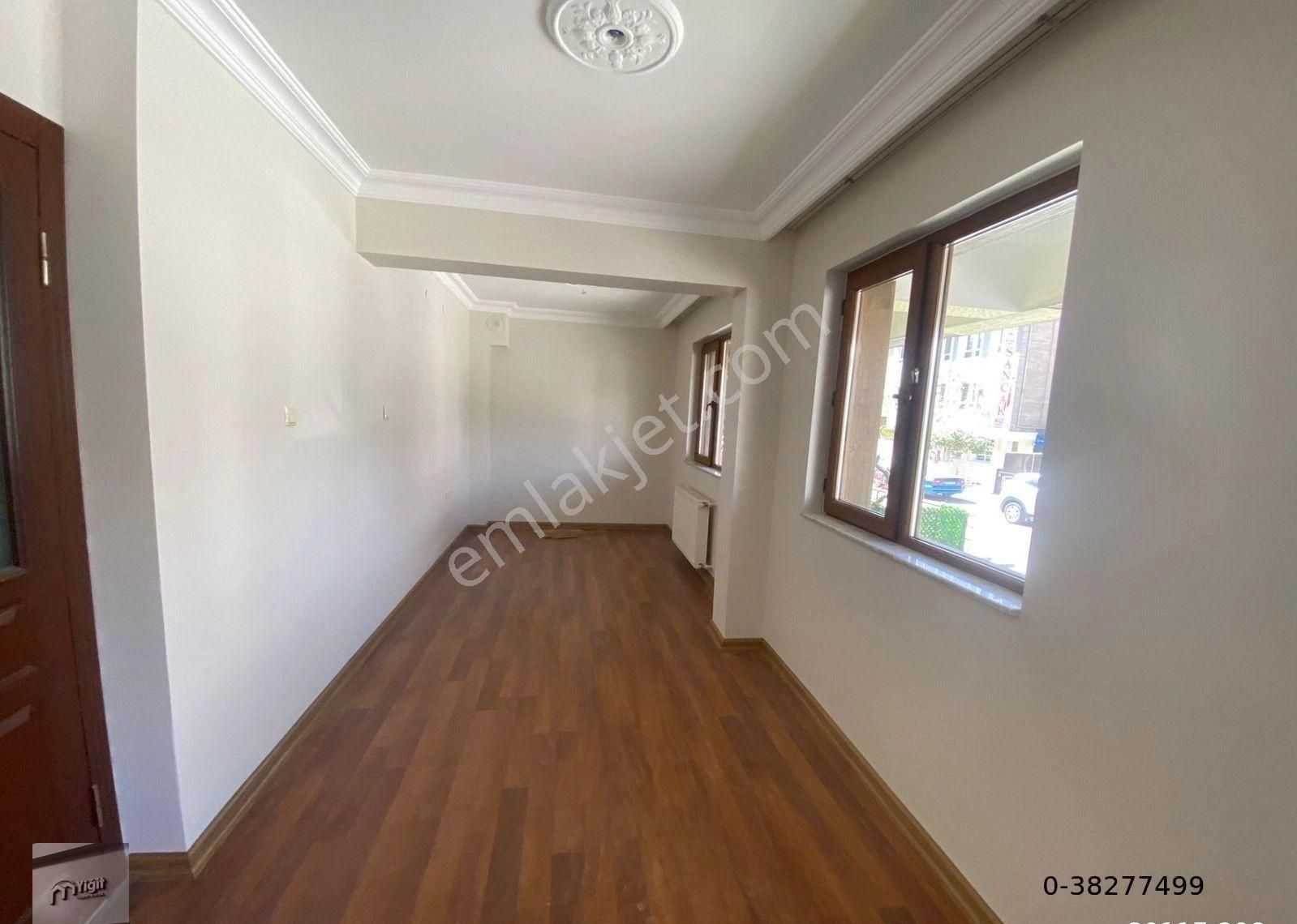 Yigit Emlaktan Merkezde A101 Karşısında Konumda 3+1 Masrafsız Fuul Yapılı Ön Ters Dublex 125m2 - Görsel 18