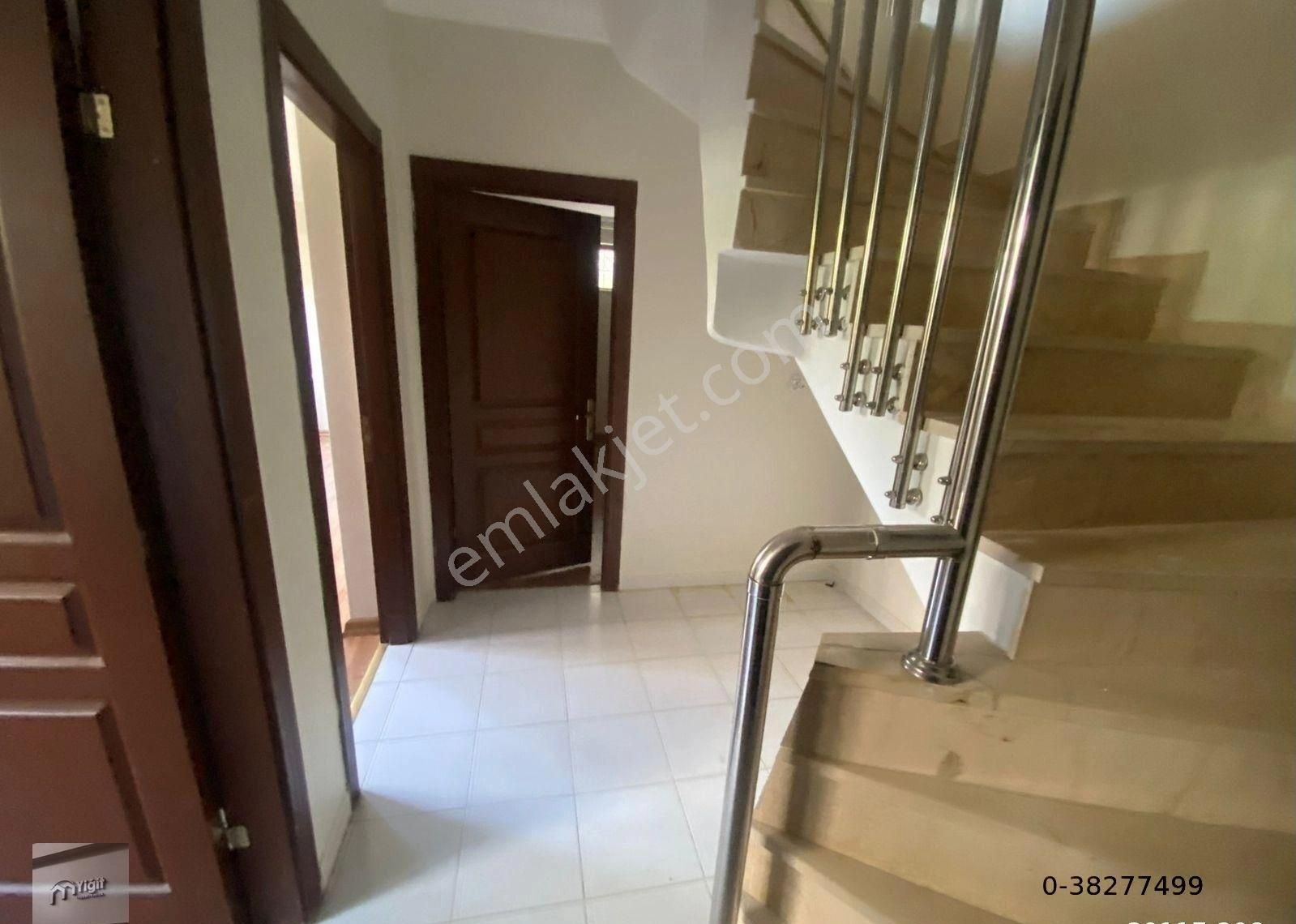 Yigit Emlaktan Merkezde A101 Karşısında Konumda 3+1 Masrafsız Fuul Yapılı Ön Ters Dublex 125m2 - Görsel 11