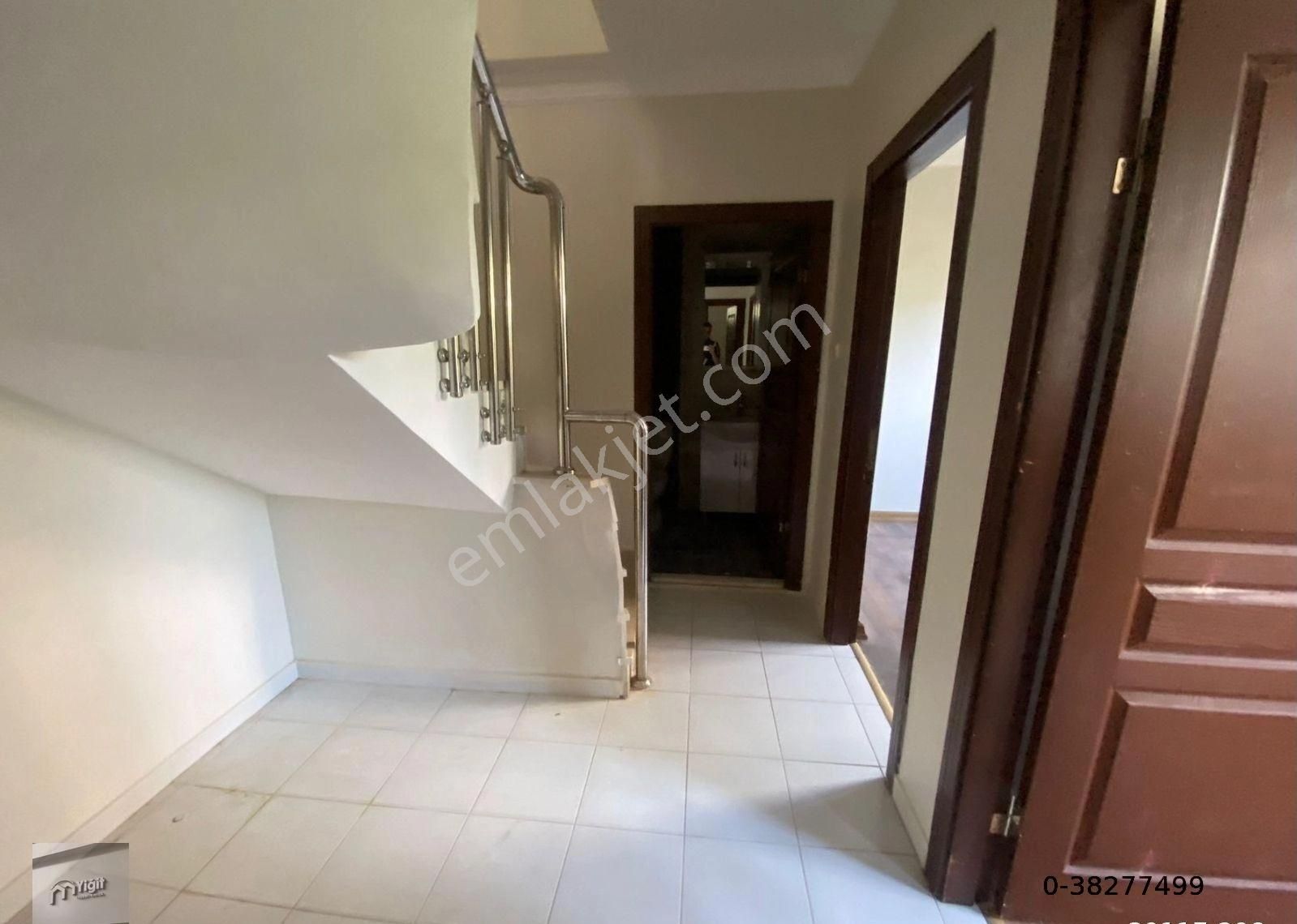 Yigit Emlaktan Merkezde A101 Karşısında Konumda 3+1 Masrafsız Fuul Yapılı Ön Ters Dublex 125m2 - Görsel 7