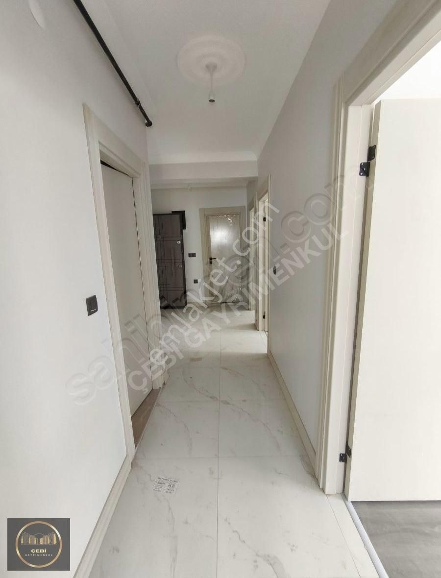 Gebze Beşevler Barış Mahallesinde 2+1 Kiralık Sıfır Arakat