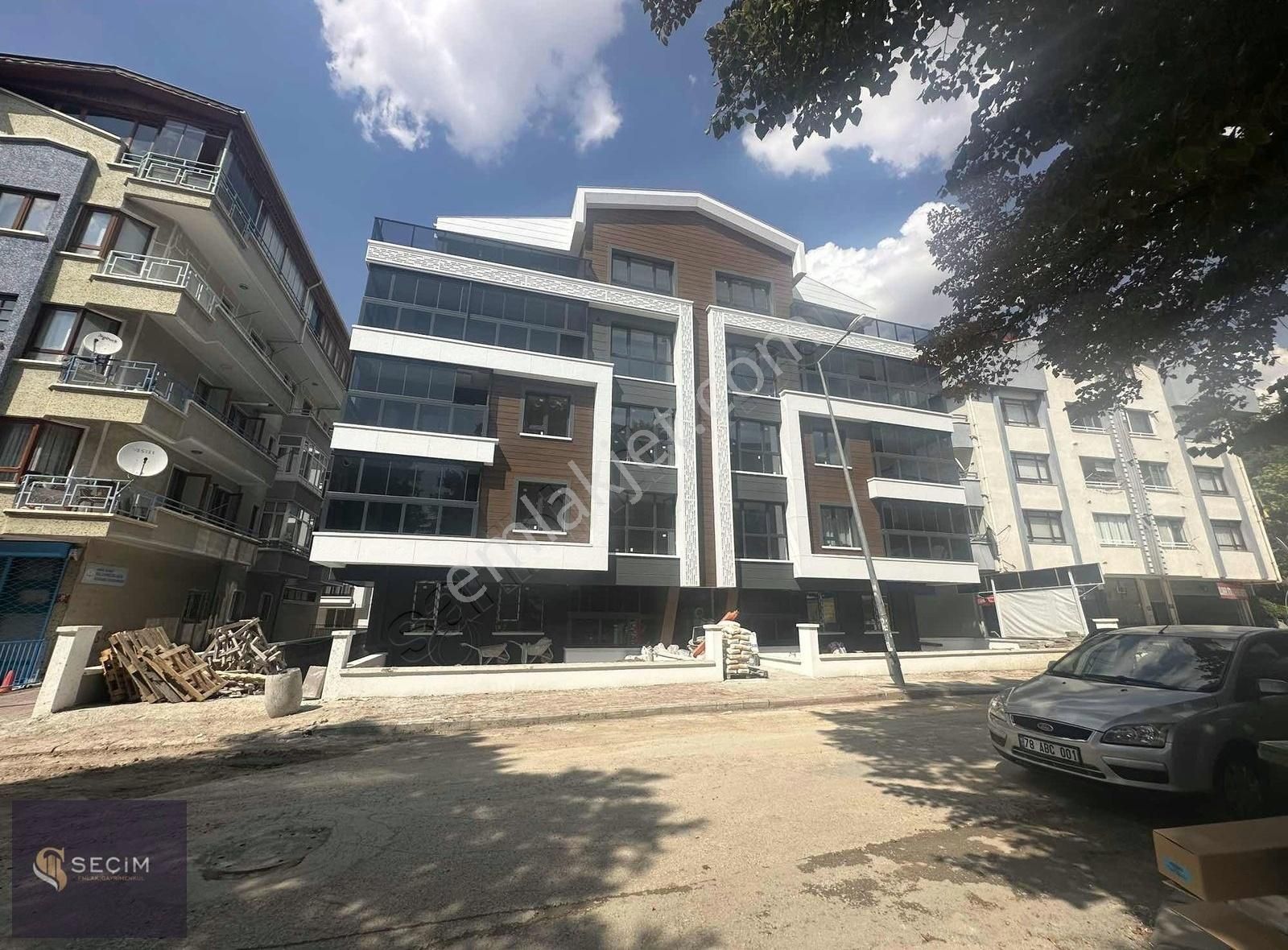 Seçim Emlak'tan 2+1 Sıfır Daire