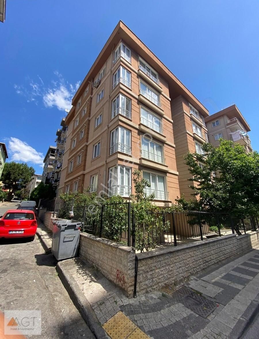 Agt'den İnkılap Mah. Site İçinde Ara Kat 130m2 3+1 Satılık Konut