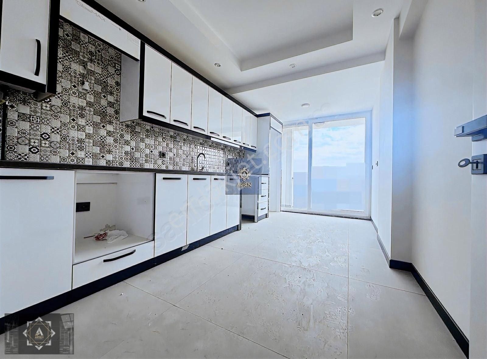 Arsenden Şemiklerde Önü Komple Açık Asansörlü 4+1 Fırsat Dubleks