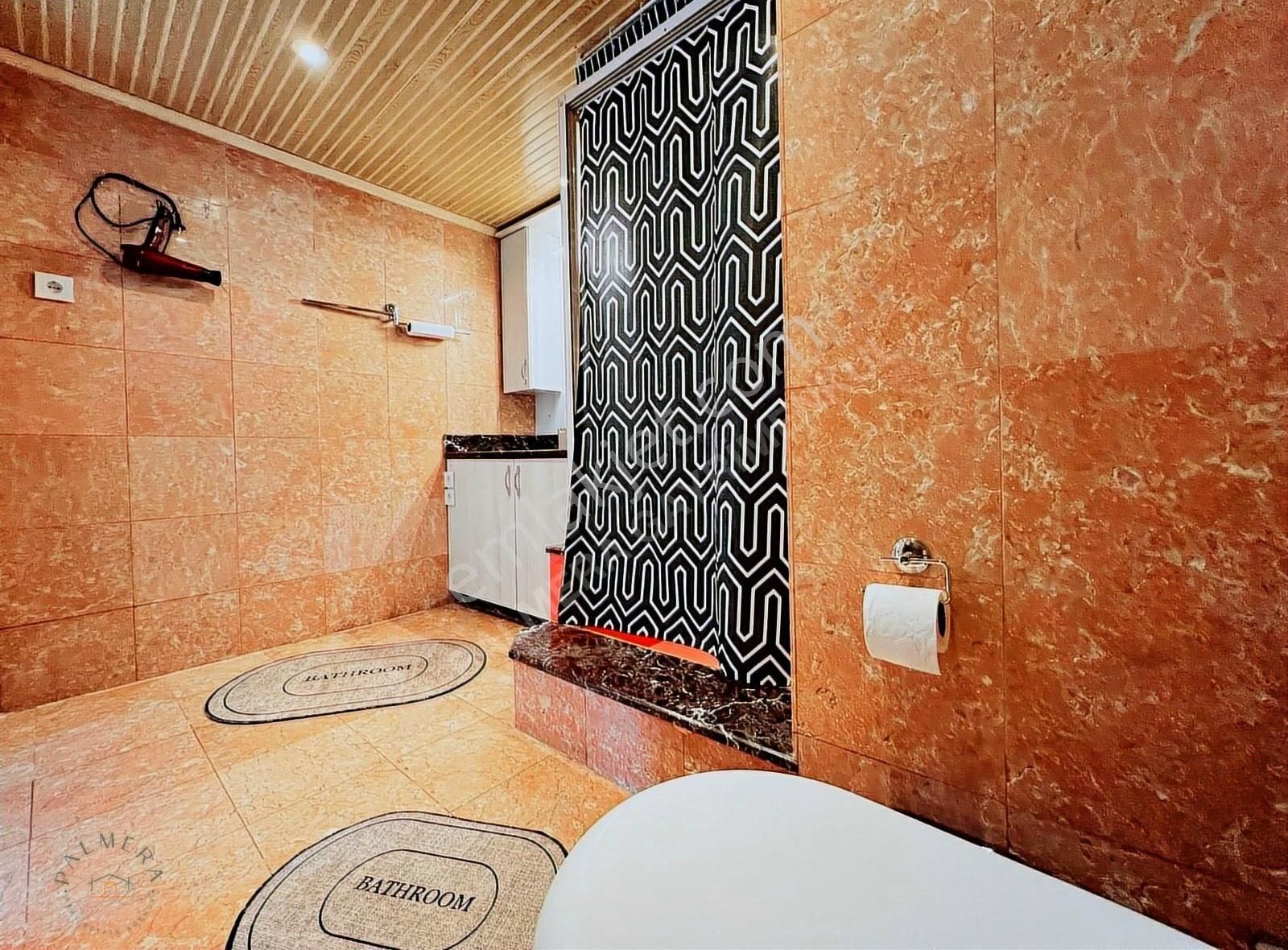 Marmaris Camiavlu Havuzlu Site Çok Şık 3+1 Eşyalı Müstakil Ev