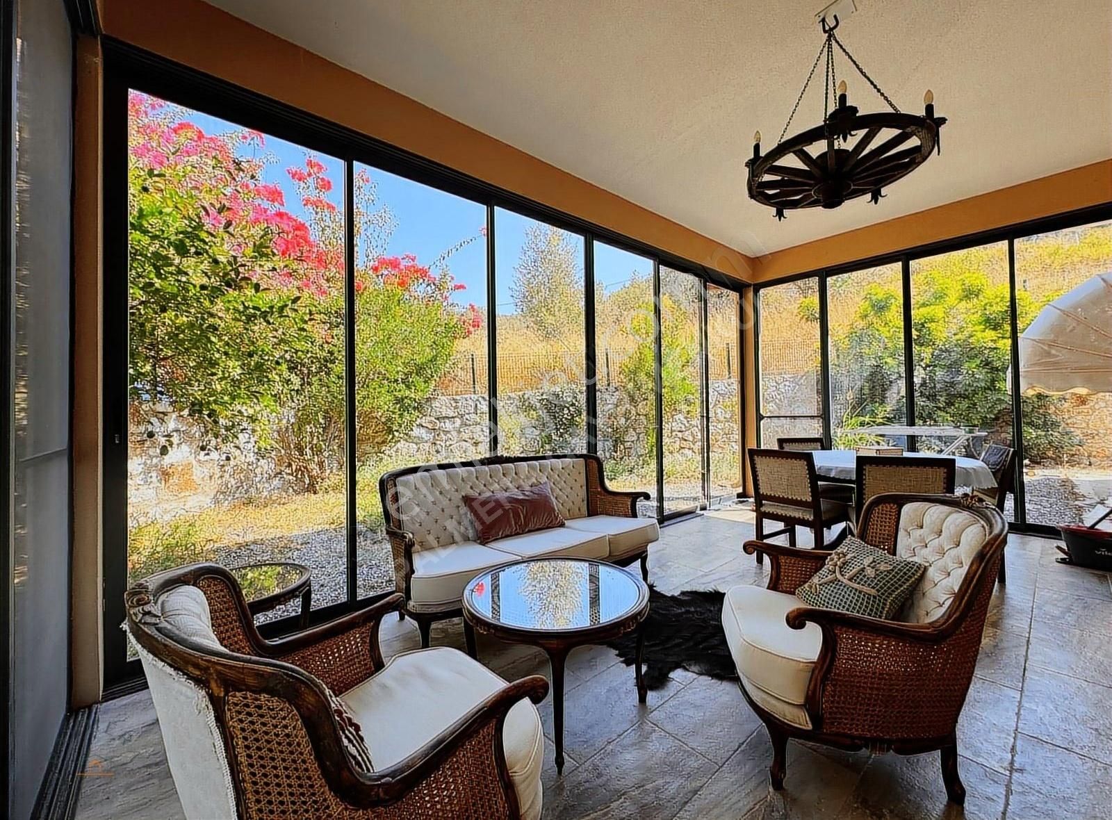 Ula Şirinköy'de 2500 M2 Arsa İçinde Satılık Müştemilatlı Taş Ev - Görsel 16