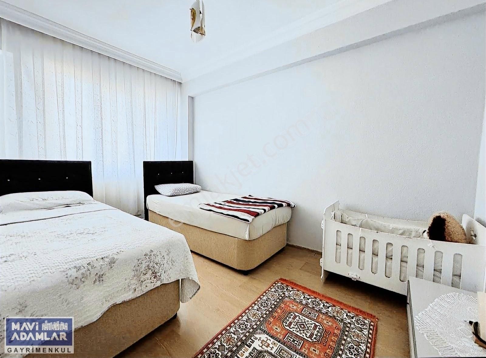 Demirci Merkez'de Satılık 3 Daireli Müstakil Ev - Görsel 21