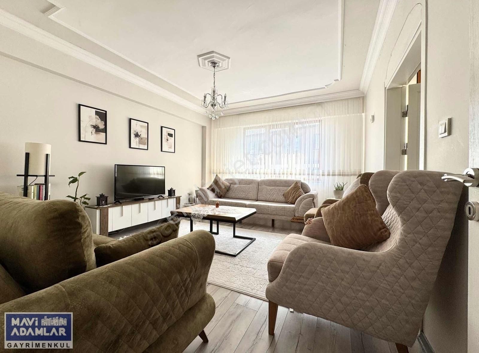 Demirci Merkez'de Satılık 3 Daireli Müstakil Ev - Görsel 13