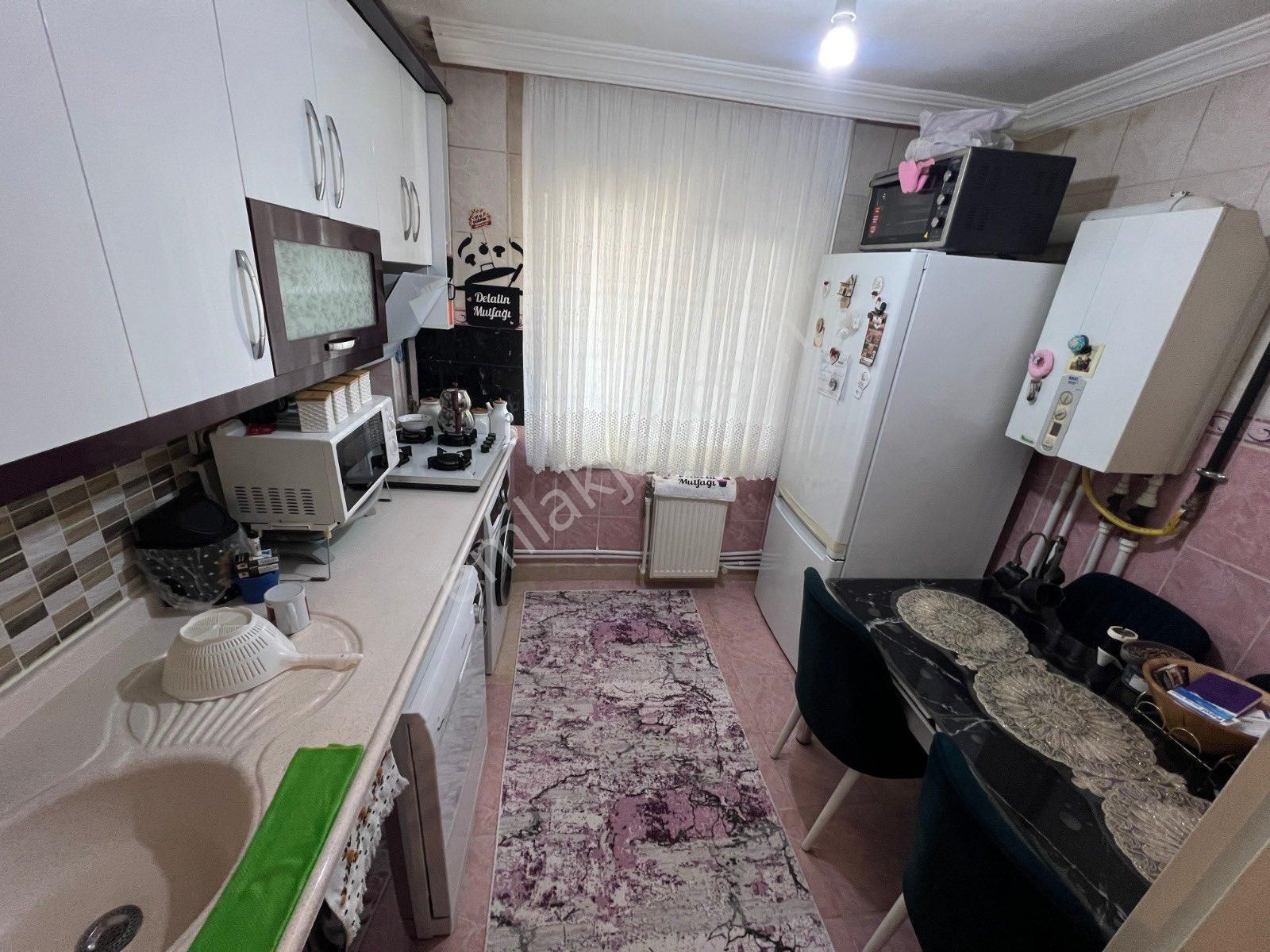 ***maraşal Çakmak Mah. Yüksek Giriş Altında Tam Daire 2+1 Yapılı Daire***