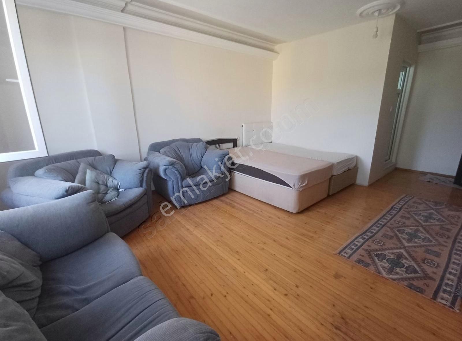 Real//kız Öğrenciye 1+1 Eşyalı İnternet İmkanlı Kiralık Daire