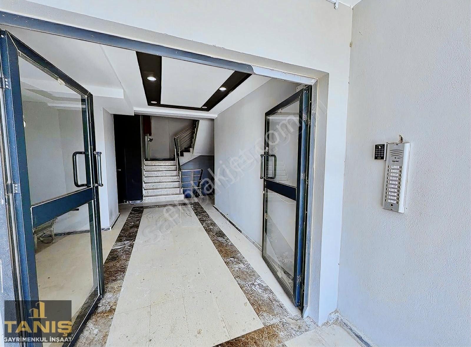 Sarıçam İncirlik Yeni Mah De Kiralık 3+1 Geniş Ve Blv Üzerind