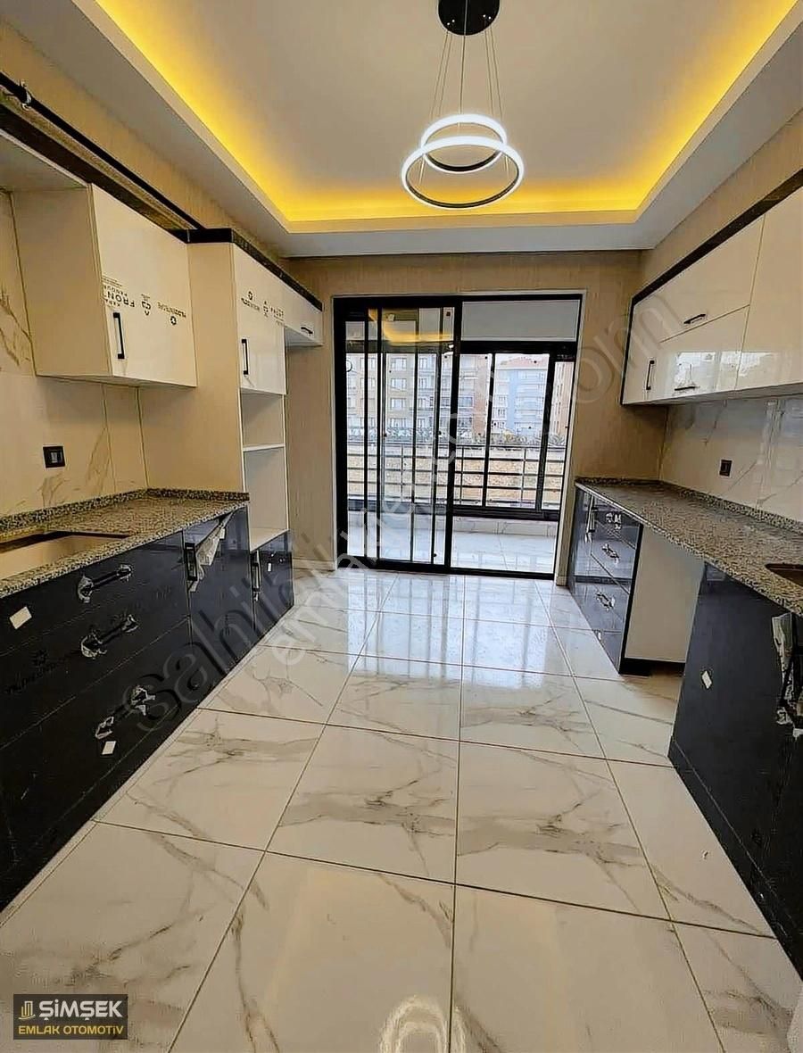 Fetih Caddesi Cuma Pazarı Arkası - Görsel 6