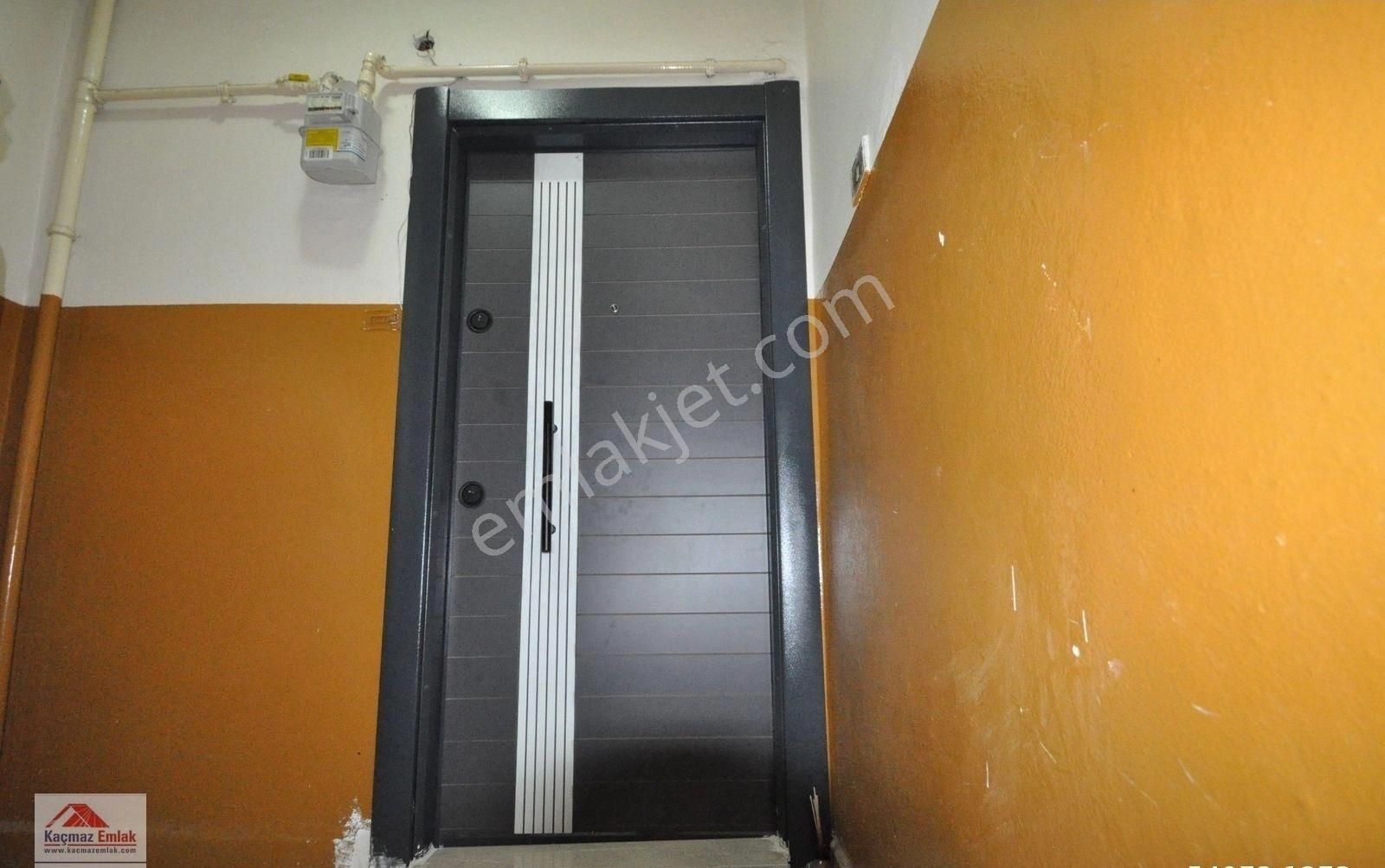 Bayrampaşa Kartaltepe Kaçmazdan Satılık 72m2 Arakat Balkonlu Temiz Daire - Görsel 6