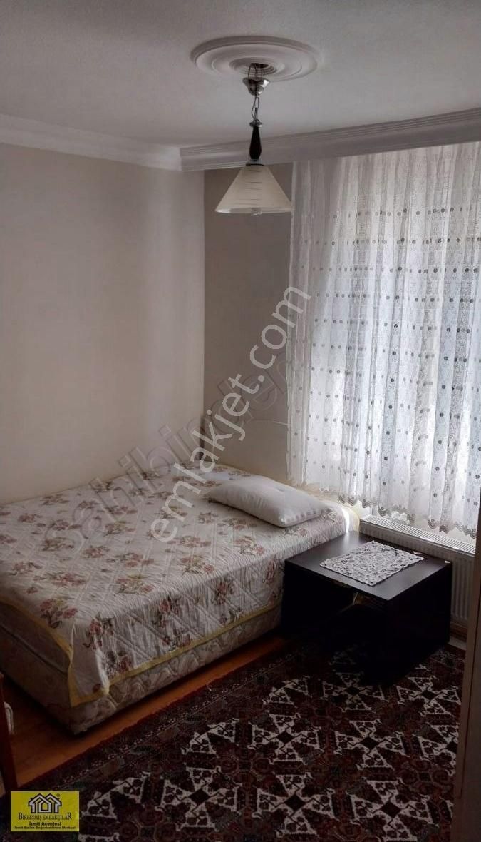 Yahya Kaptanda Temiz Ful Eşyalı Kiralık 2+1 Daire