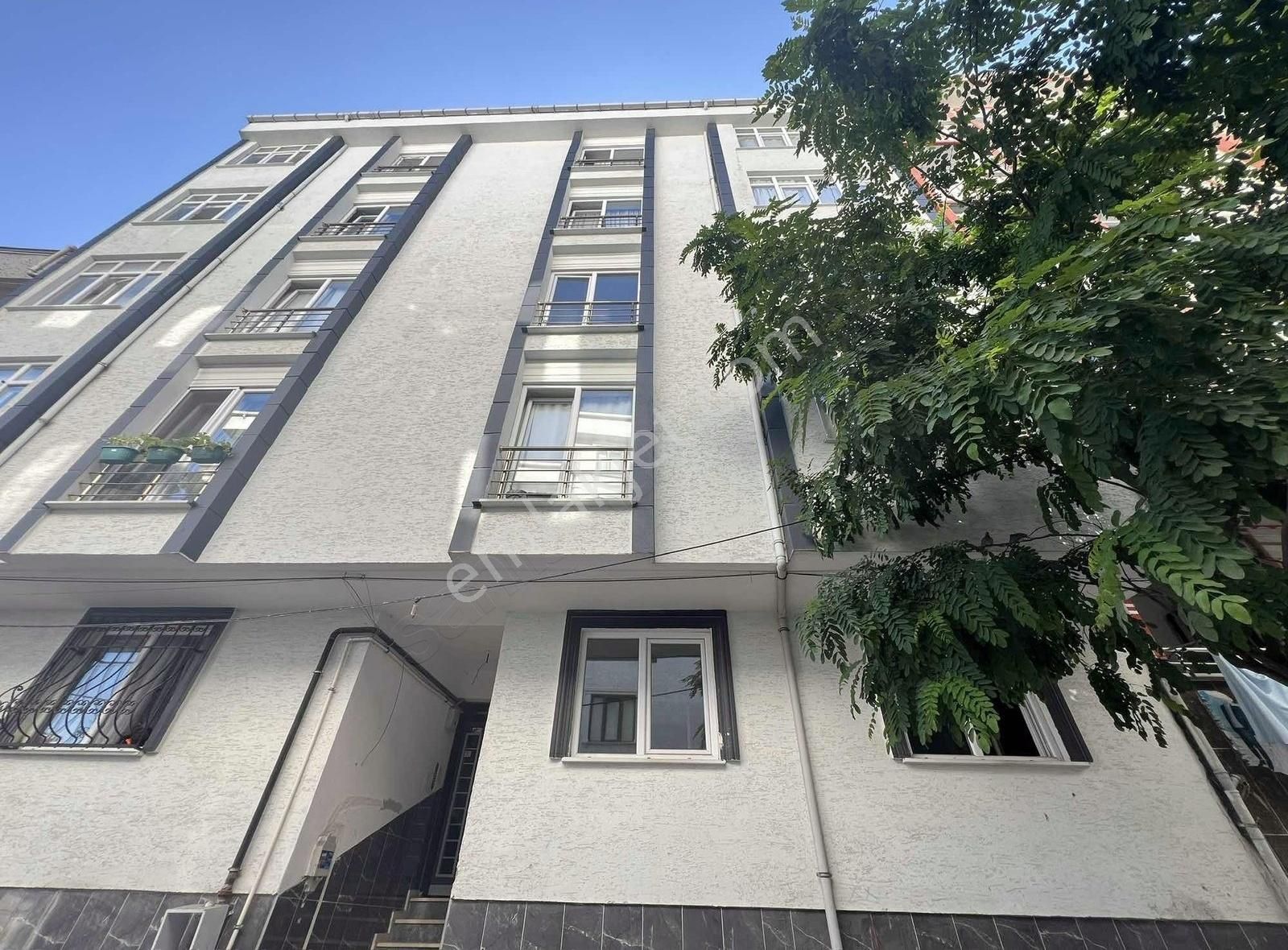 Esenyurt Ta Acil Satılık Balkonlu Giriş 1.785.000
