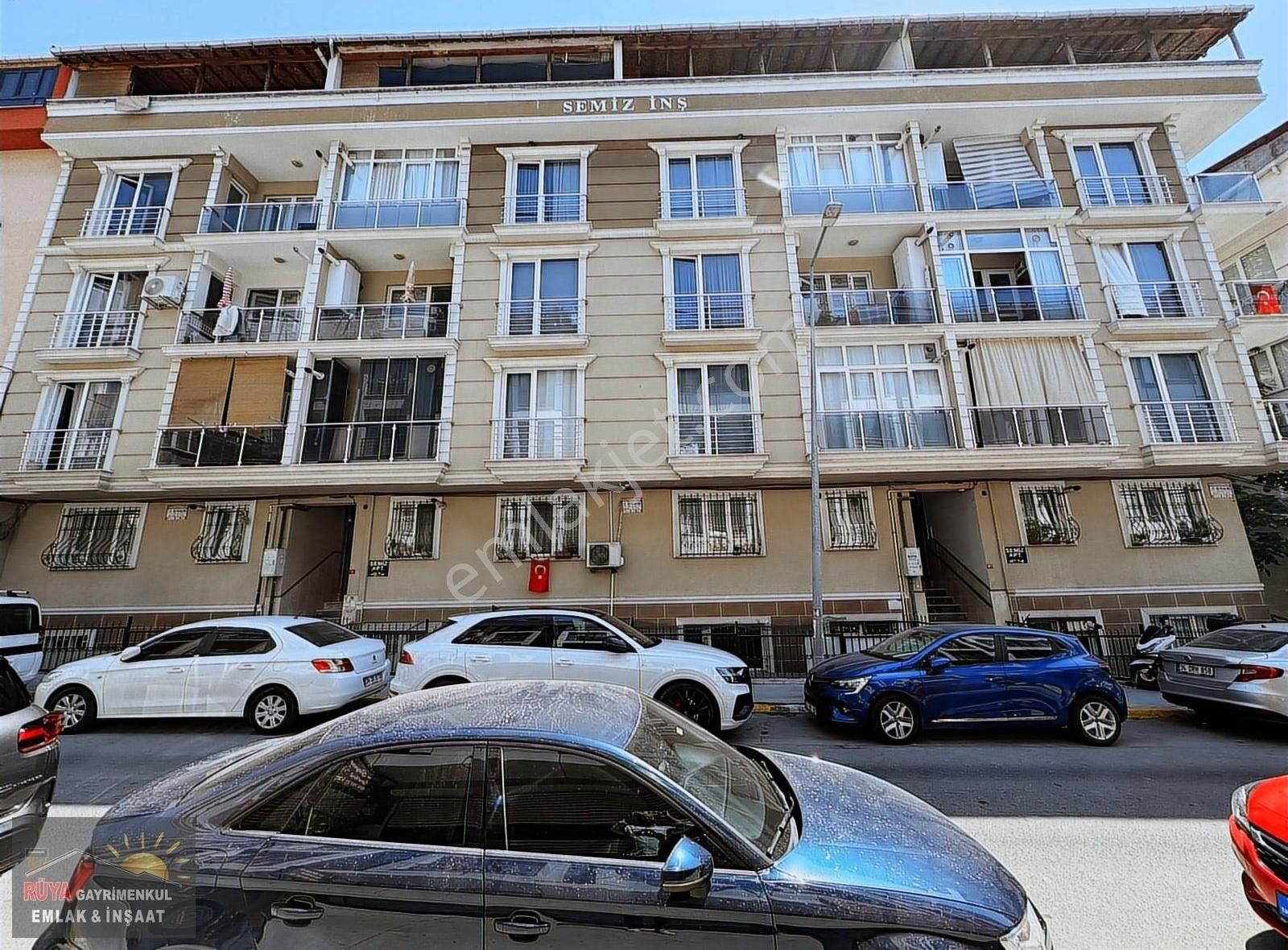 Rüya Gayrimenkul'den Metrobüse Yürüme Mesafesinde Kiralık Daire