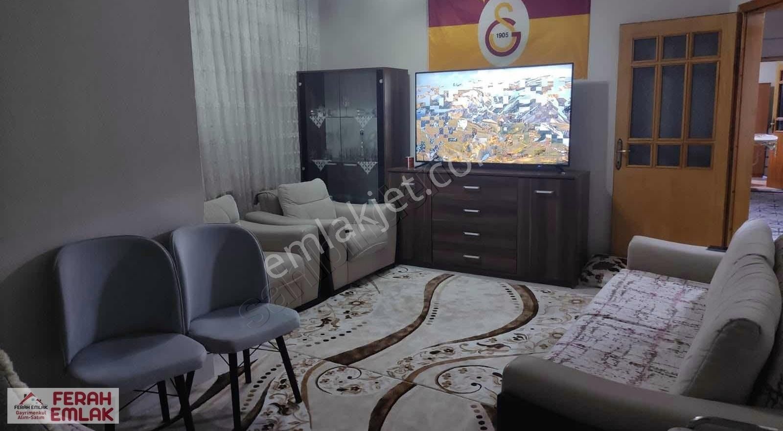 Mehmet Akif Te Site İçi Satlık Ara Kat Daire