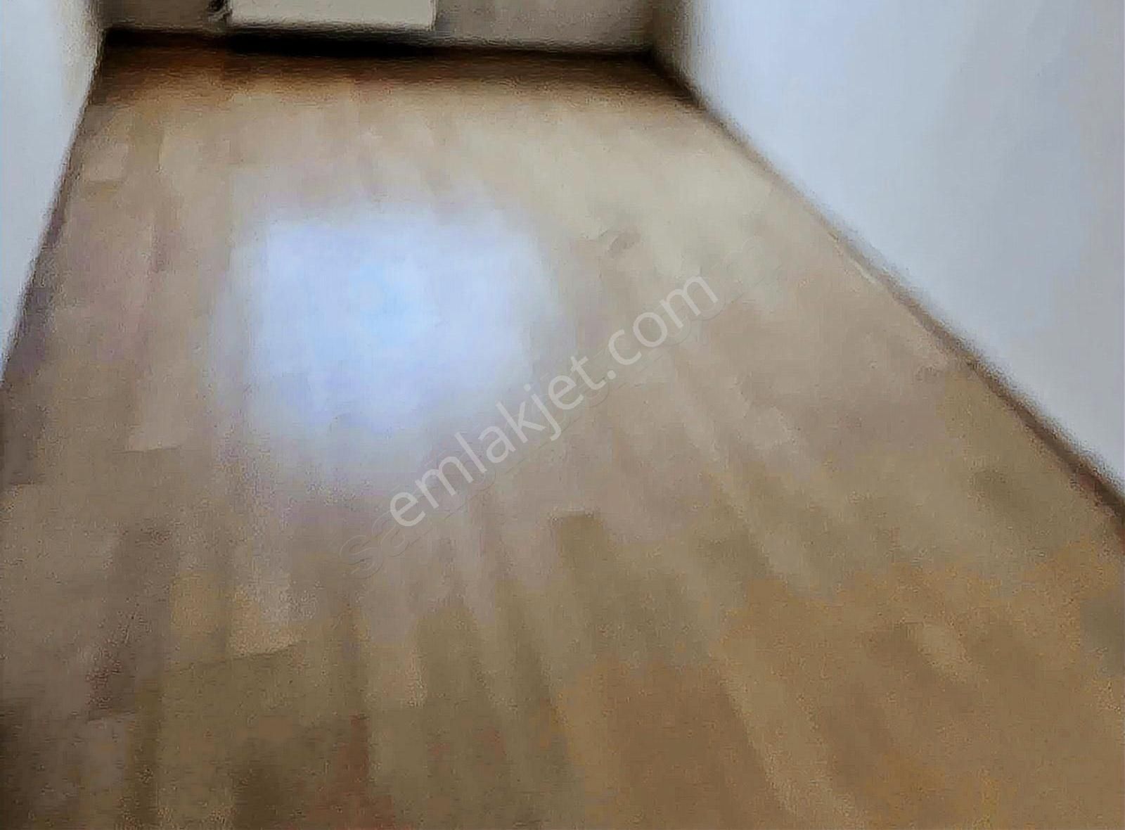 Hacıvat'ta 3+1 2 Katlı Müstakil Bina