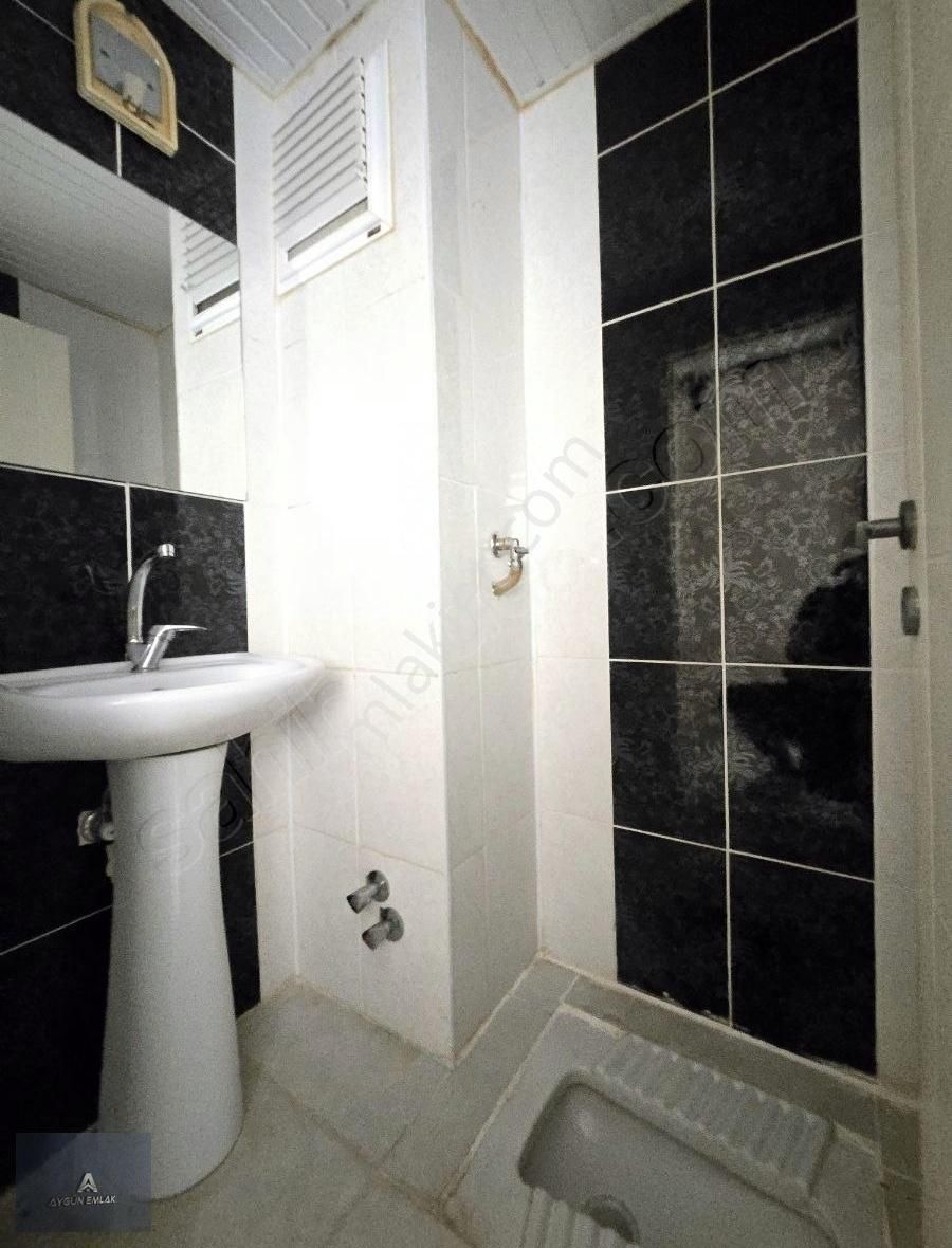Yeni Doğan'da Tek Daire 100m2 2+1 Park Cepheli Satılık Daire