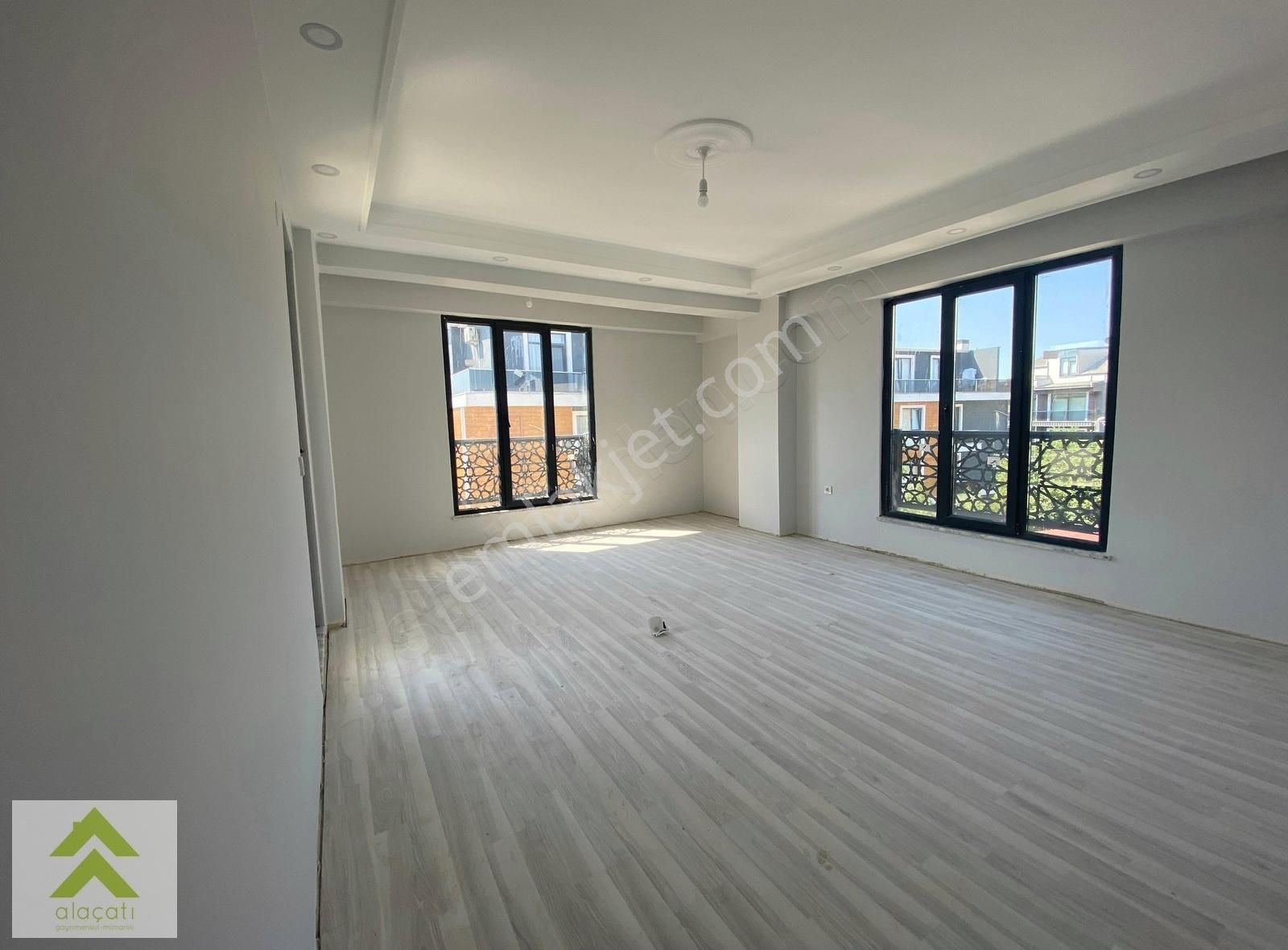 Paşadağ Mh. Geniş Kullanışlı/asansörlü 4+1 Çatı Dubleks Daire