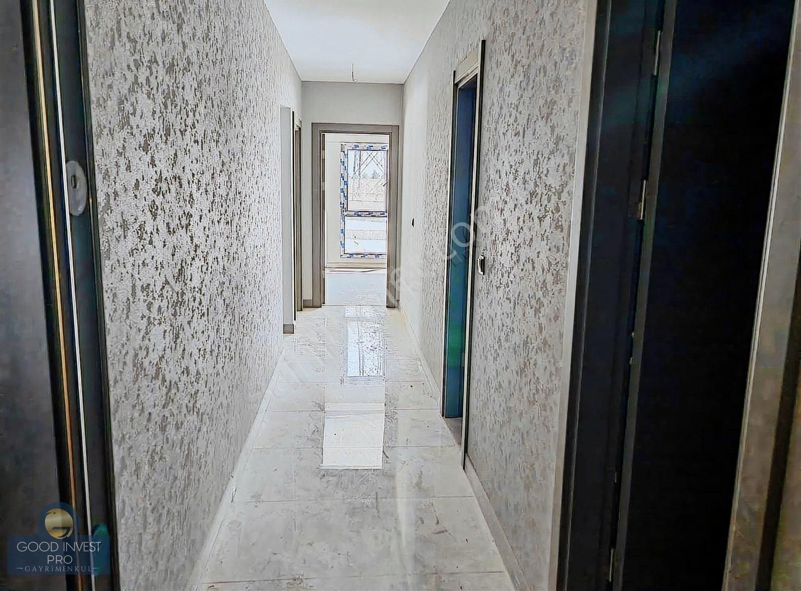 İstanbul Yolu Ve Metro Yanı Teraslı Kiralık 2,5+1 Daire İsport