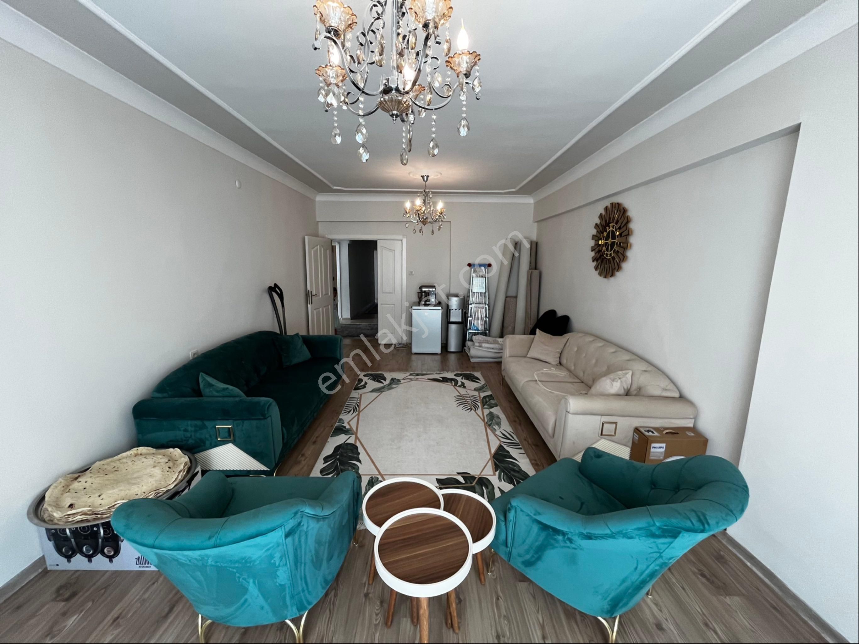 Acil Emlaktan Satlık 4+1 Daire Alibaba
