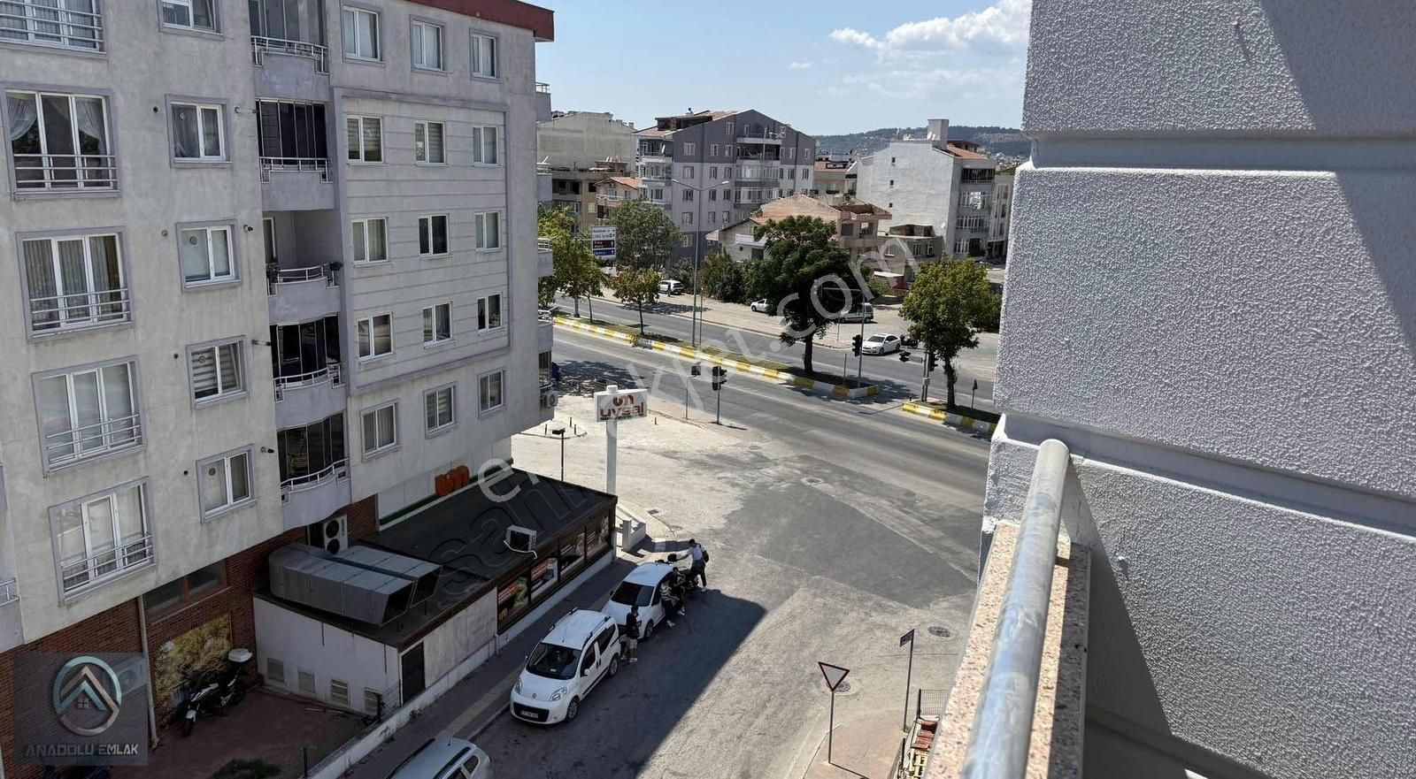 2+1 Geniş Troya Caddesi Uysal Yanı