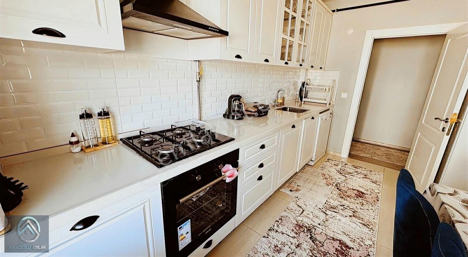 Cevatpaşa Mahallesinde Satılık Yüksek Giriş 2+1 Daire Fırsat - Görsel 9