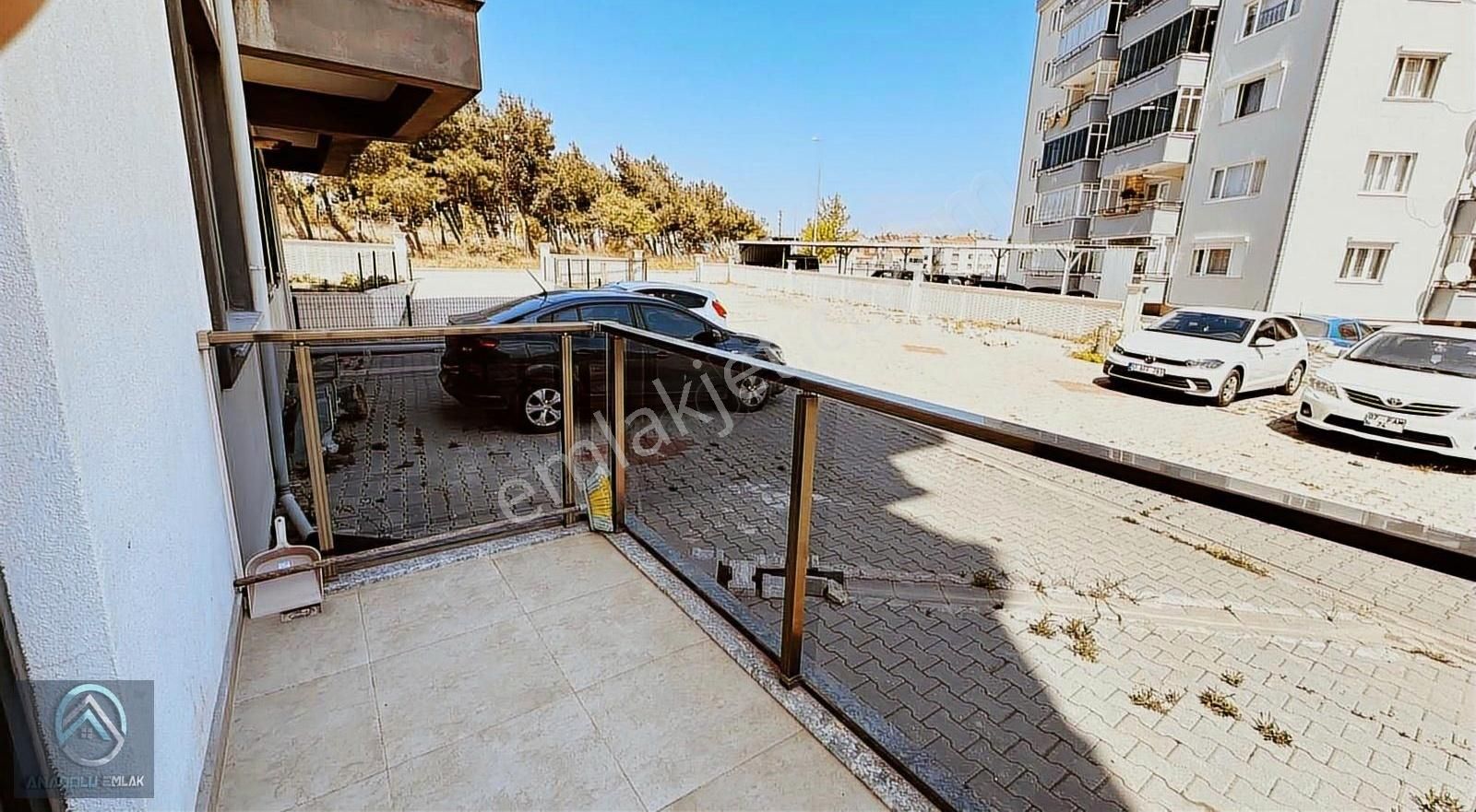 Cevatpaşa Mahallesinde Satılık Yüksek Giriş 2+1 Daire Fırsat - Görsel 13