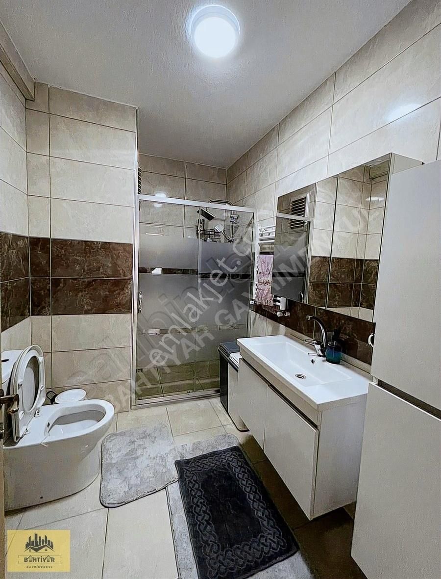İstanbul Sancaktepe Yenidoğan Ufuk Caddesinde Satılık 3+1 Daire