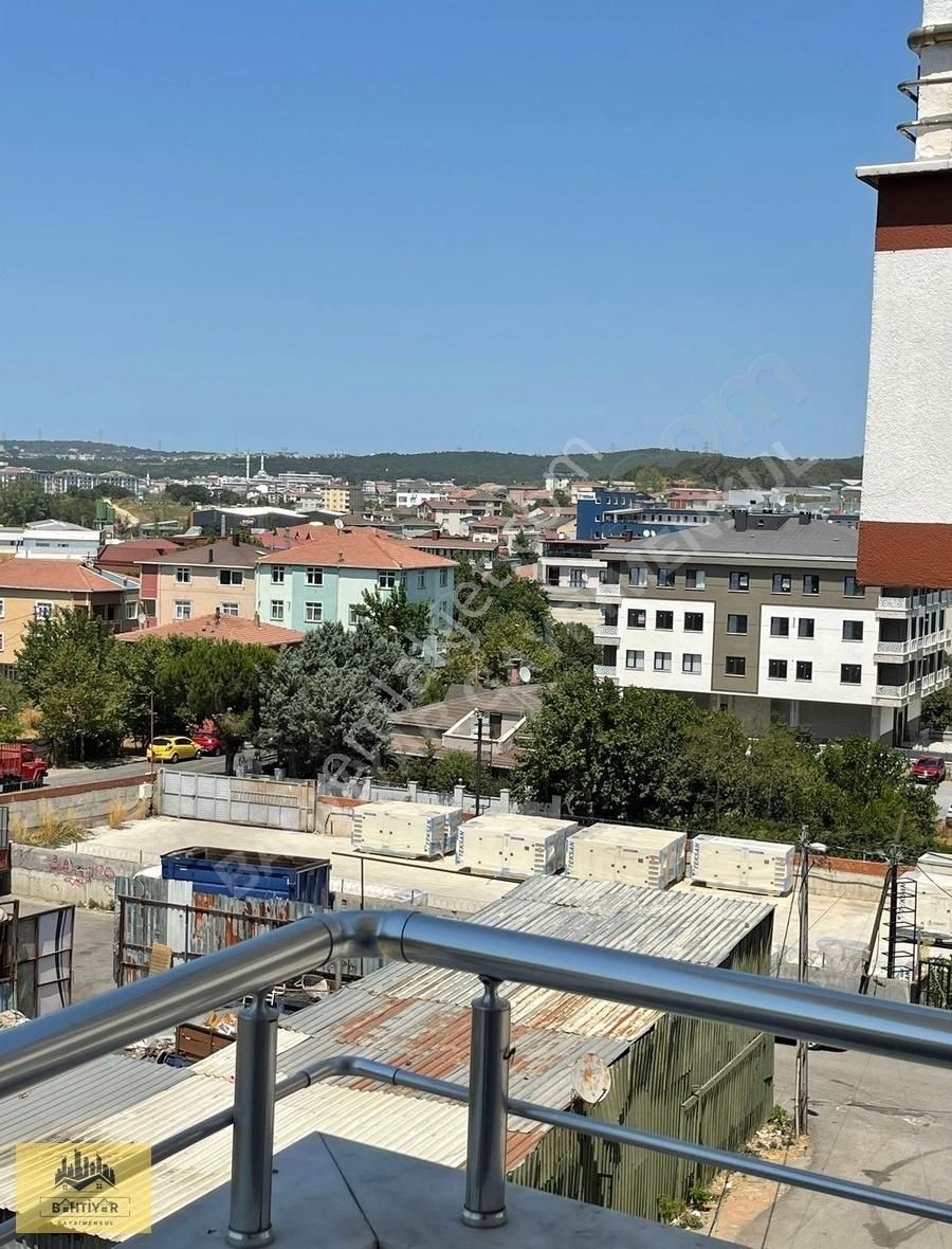 İstanbul Sancaktepe Y.doğan Mah Ufuk Cad. 2+1 Satılık Üst Dublex
