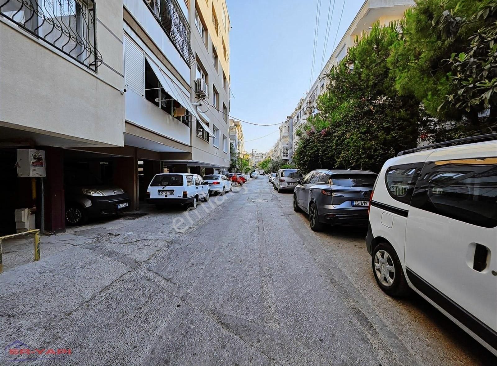 Bozyaka Ssk Karşısında 3+1 D.gaz Balkonlu Aciiil Satılık Daire - Görsel 2